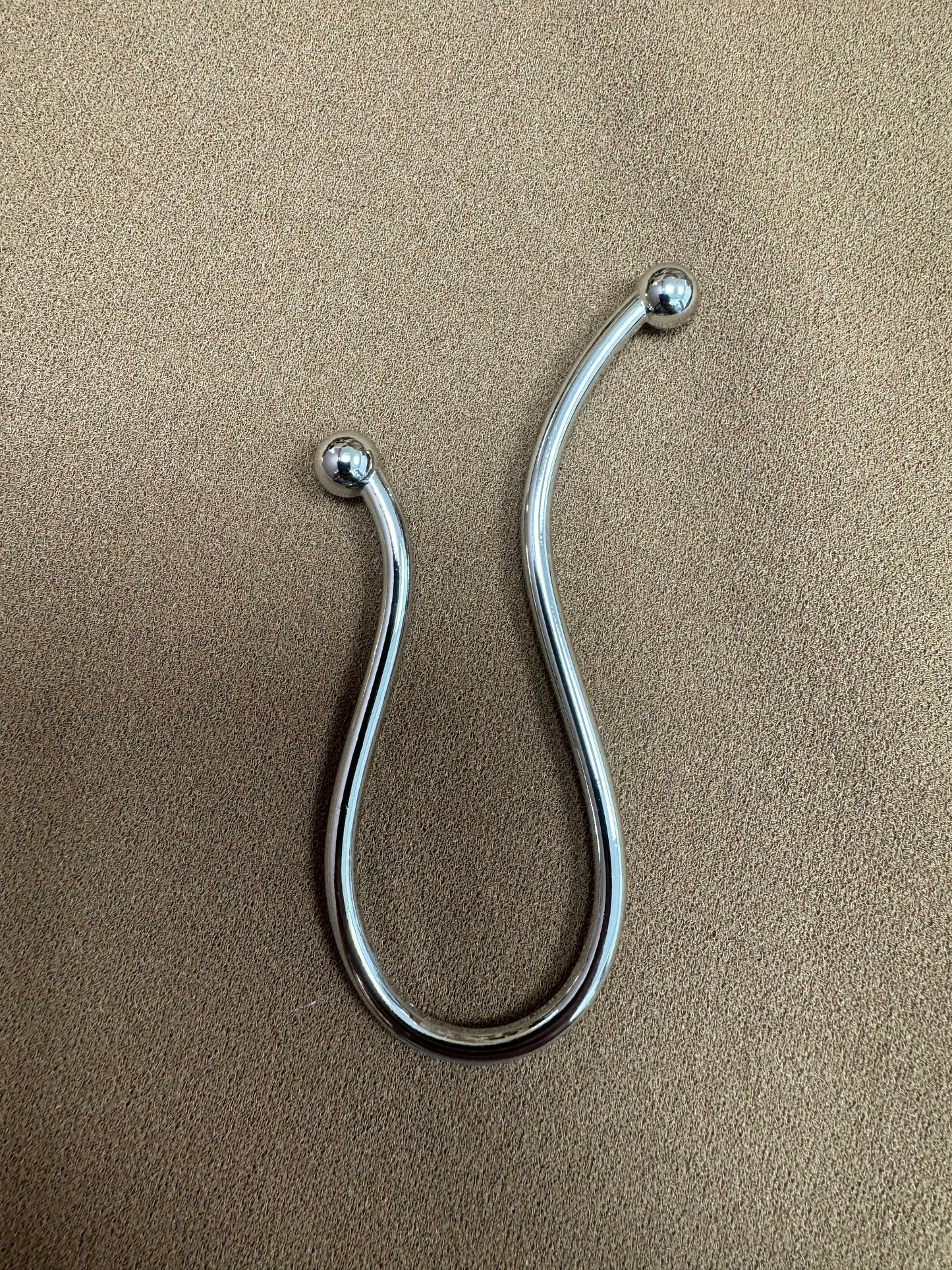 Separator, v bar, u bar, curve bar, bulldog buckle, fashion buckle, silver buckle