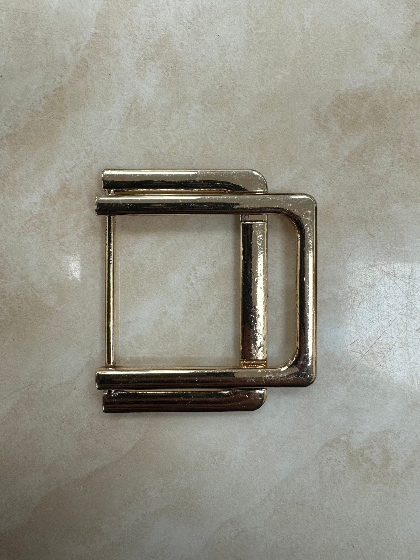 buckle, double d buckle, skirt buckle, d ring buckles