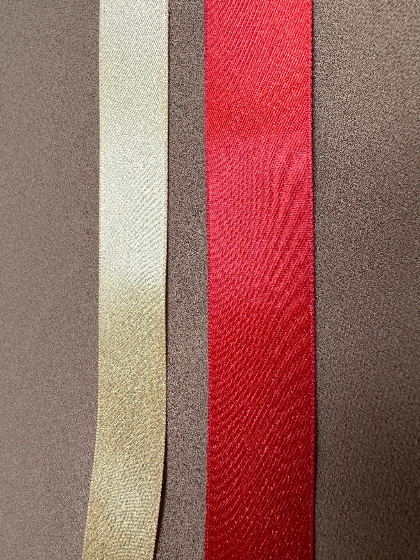 ribbon, lurex ribbon, cake ribbon, birthday ribbon, hair ribbon, satin ribbon, lurex ribbon, gold ribbon, red ribbon