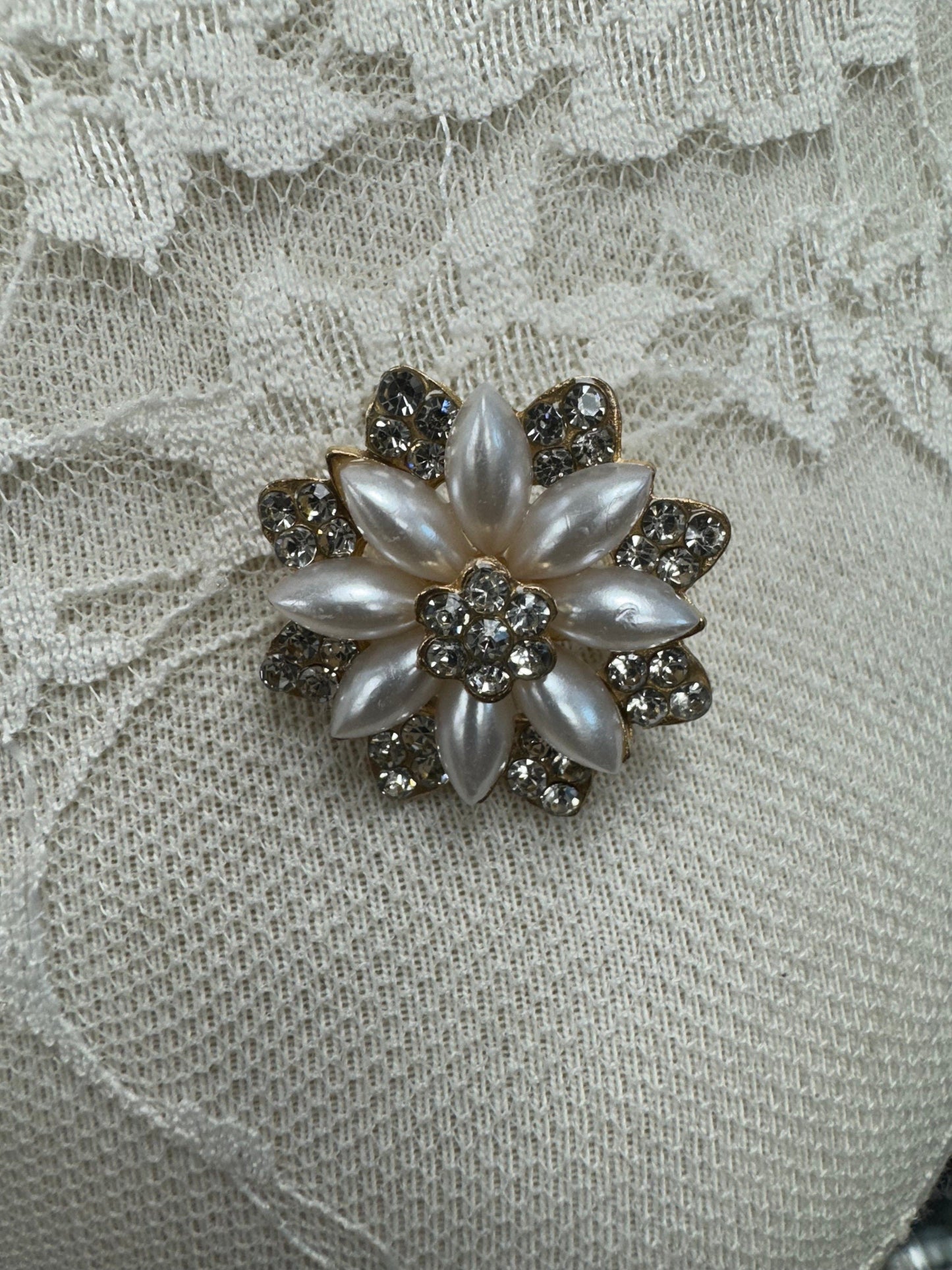 brooch, Pearl diamanté brooch, gold brooch, blouse brooch, cardigan brooch,