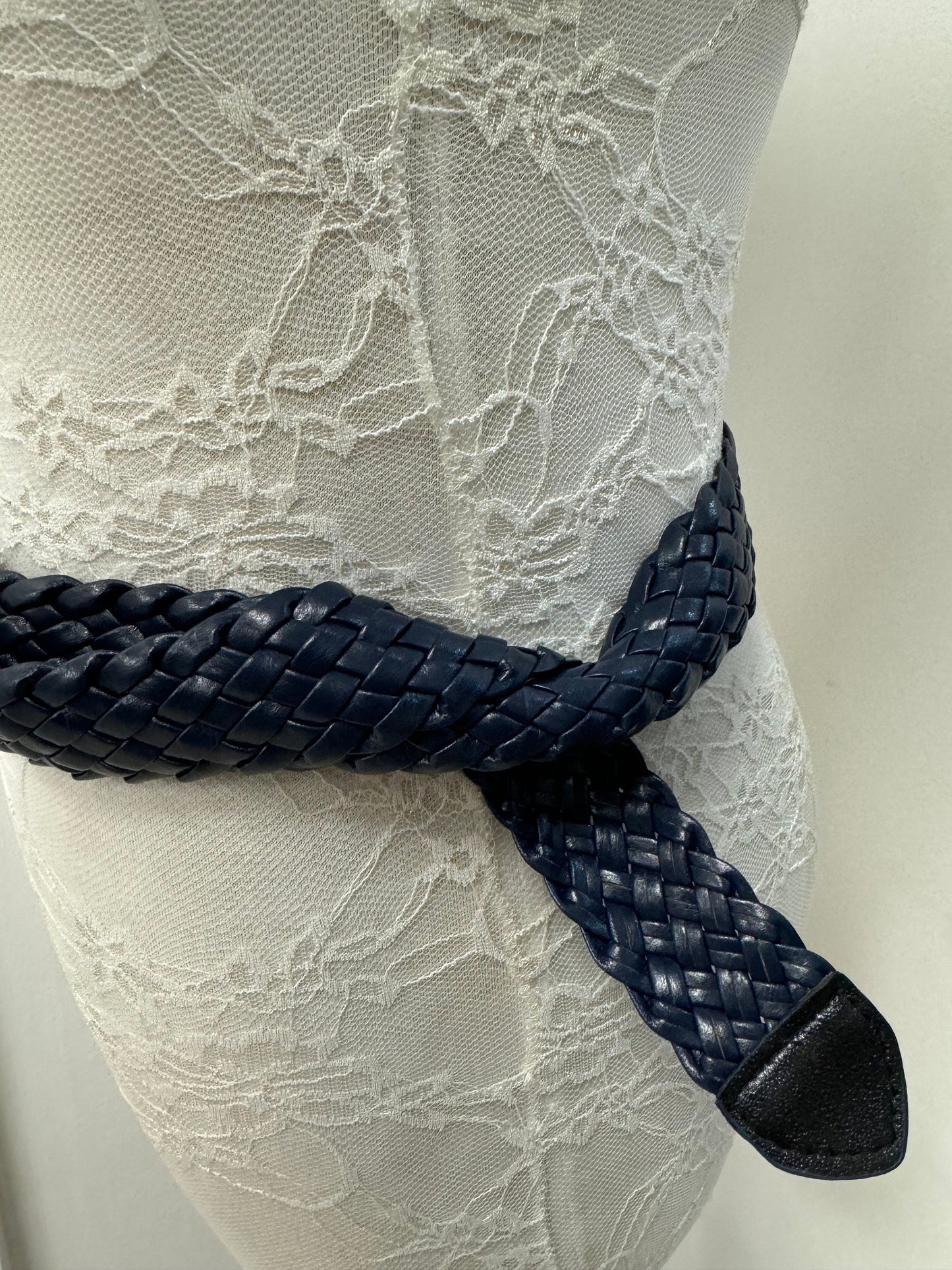 faux leather belt, navy belt, pu belt, plaited belt, twisted belt, navy plaited belt