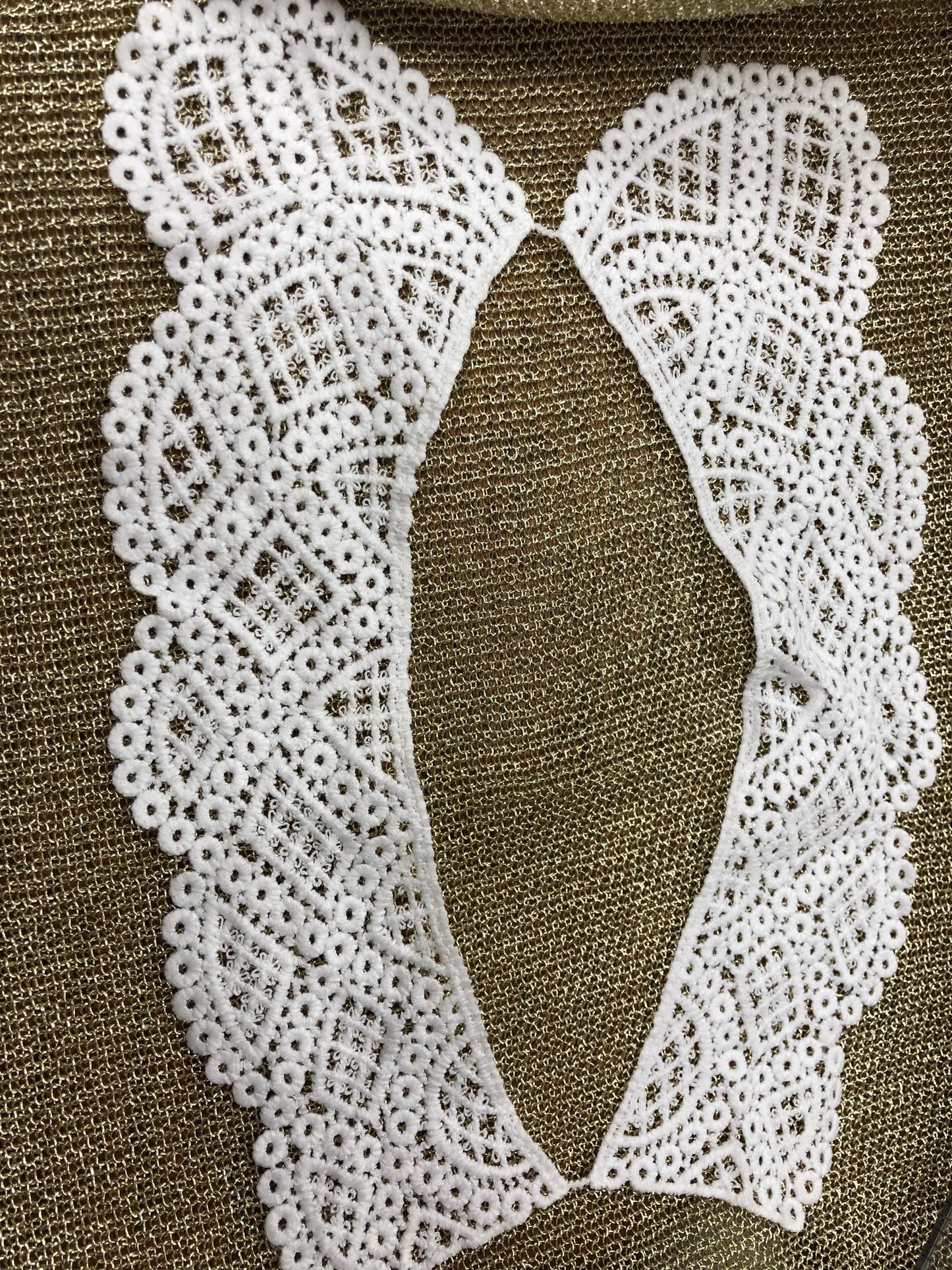 neck collar, cotton appliqué, white neck trim