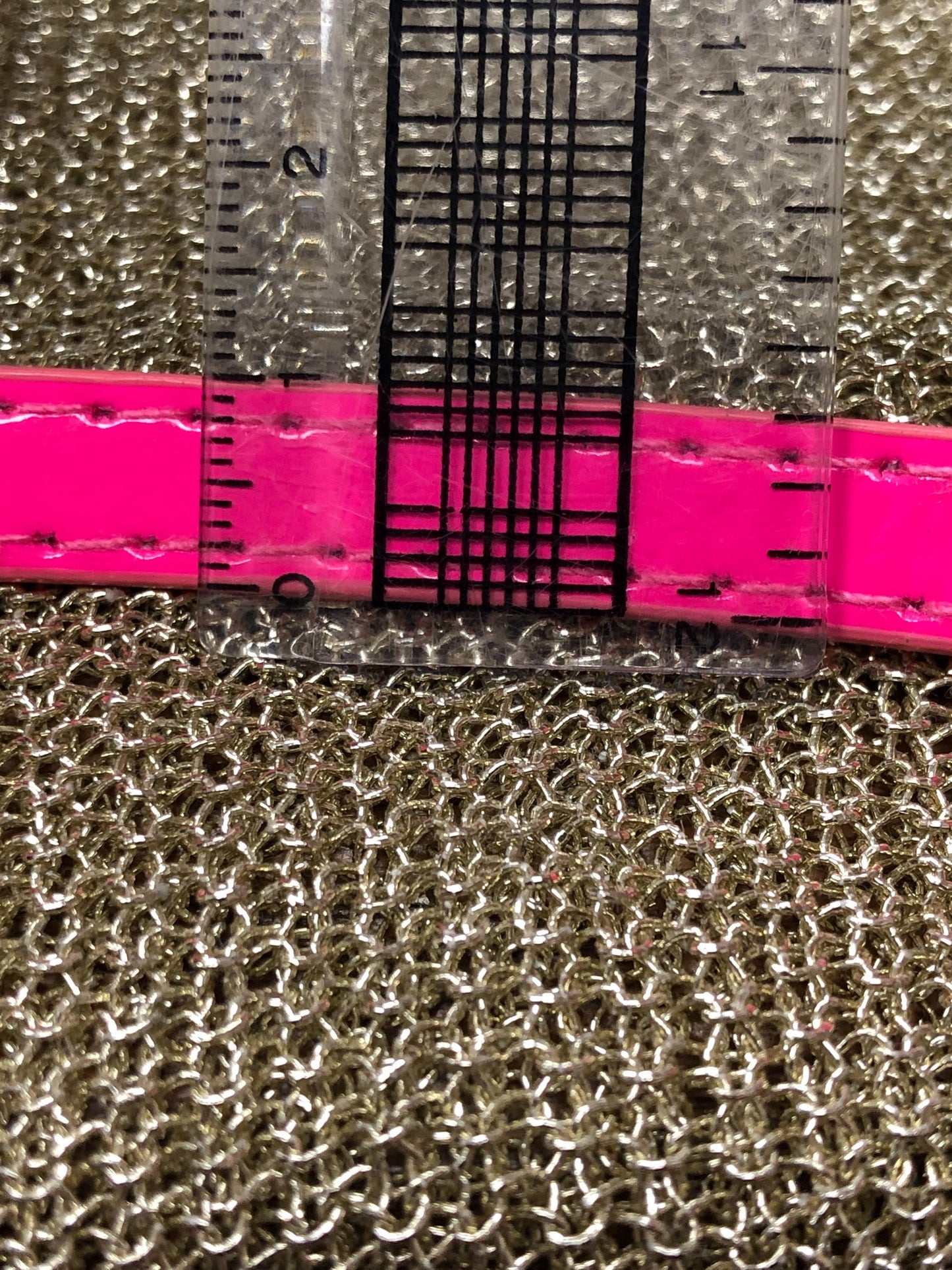 neon pink accessorie, neon belt, pink belt, skinny belt,