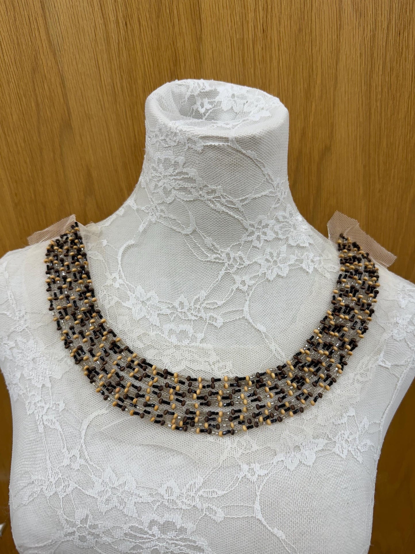 necktrim, boho necktrim, appliqué,