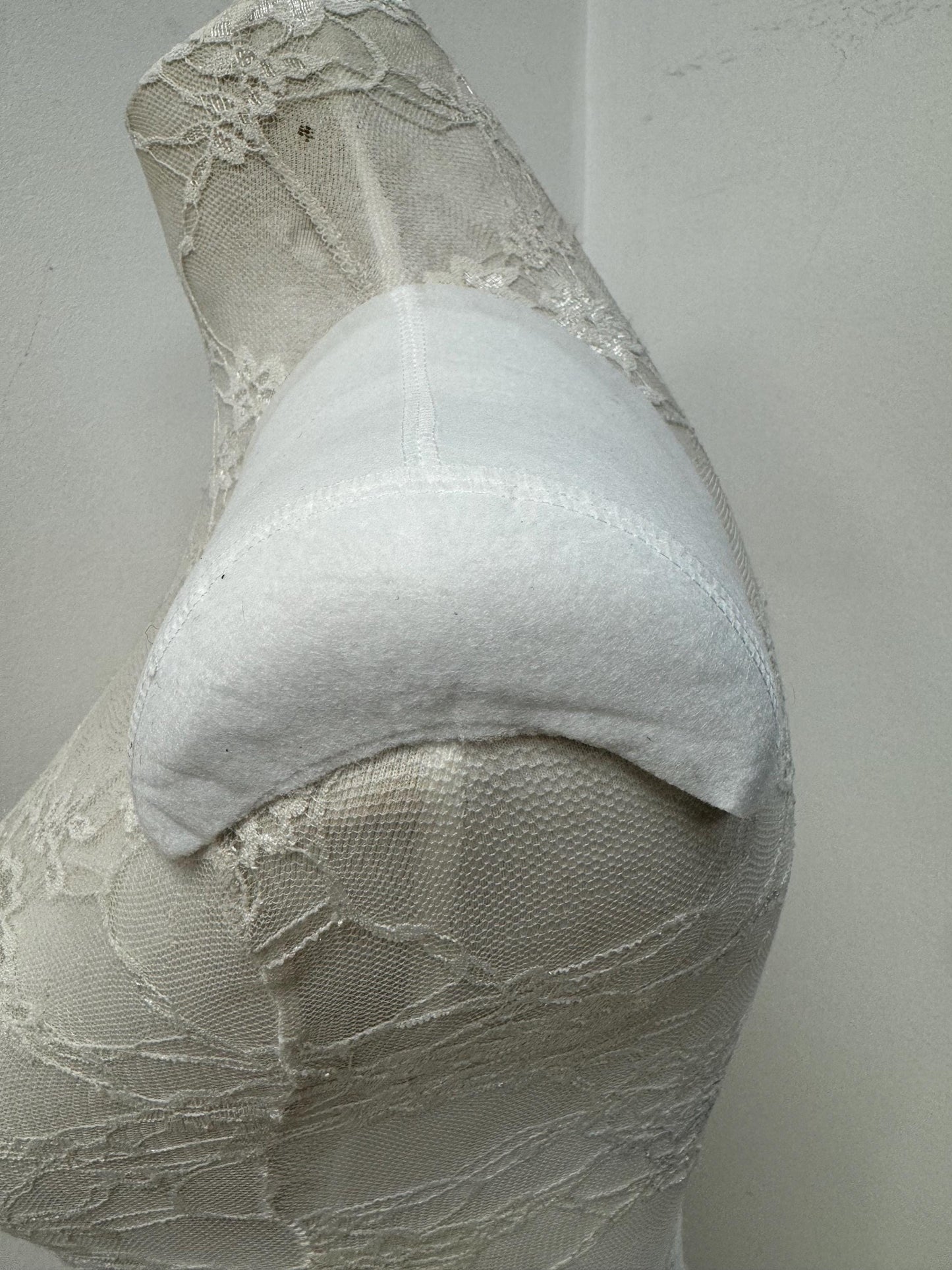 shoulder pads, dress pads, fabric shoulder pads