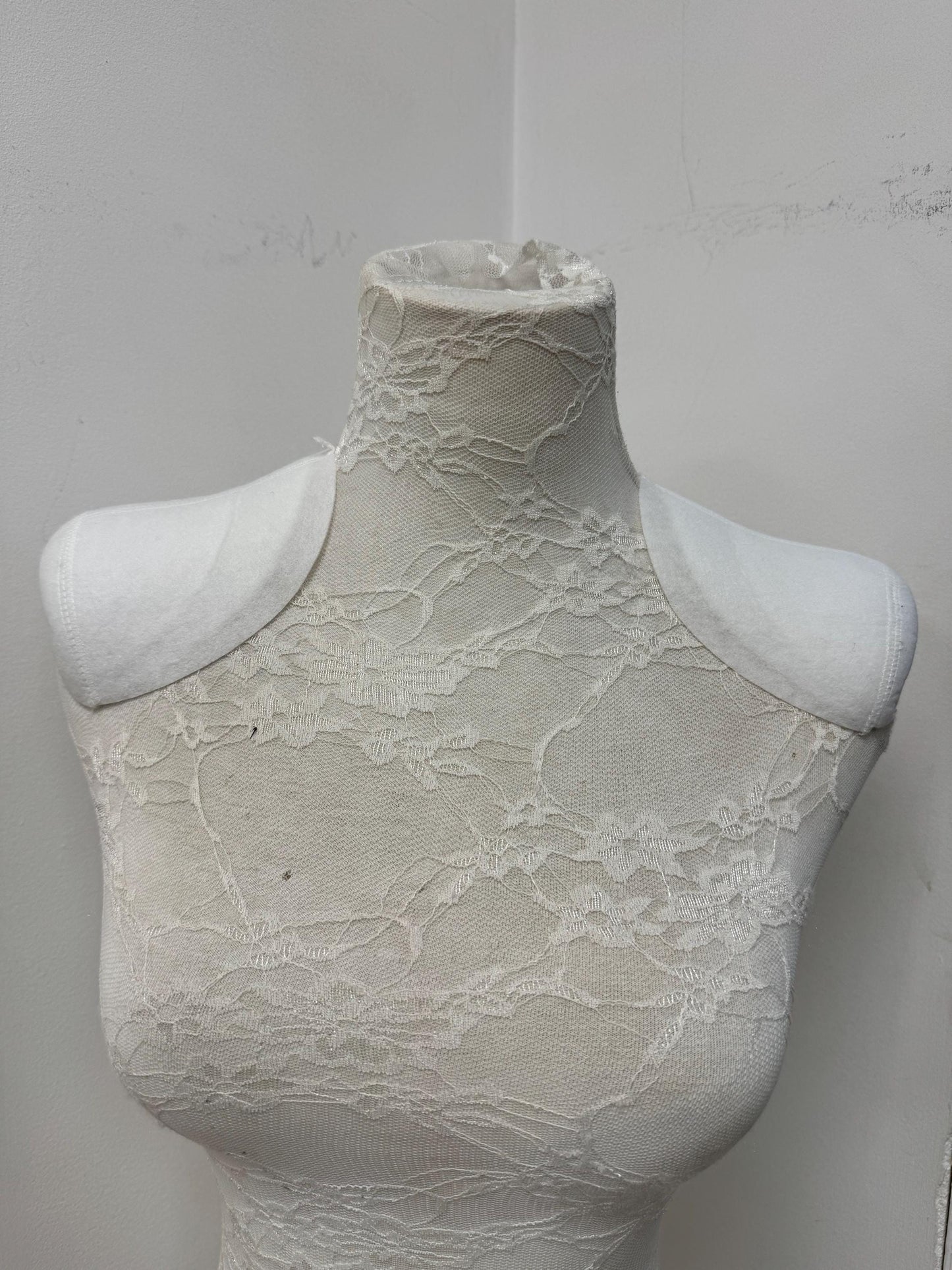 shoulder pads, dress pads, fabric shoulder pads