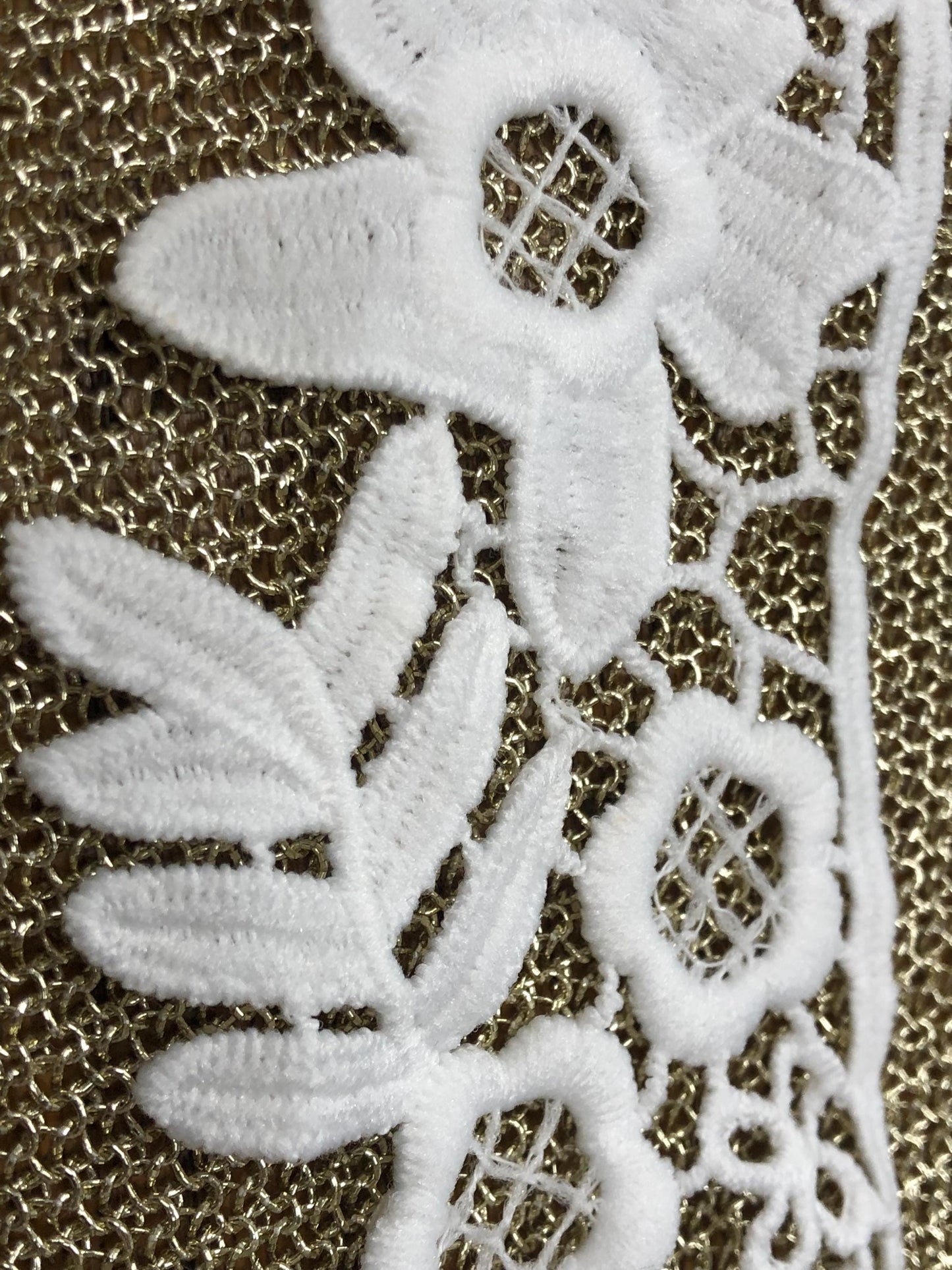 cotton floral trim, cotton neck trim, appliqué, white neck piece