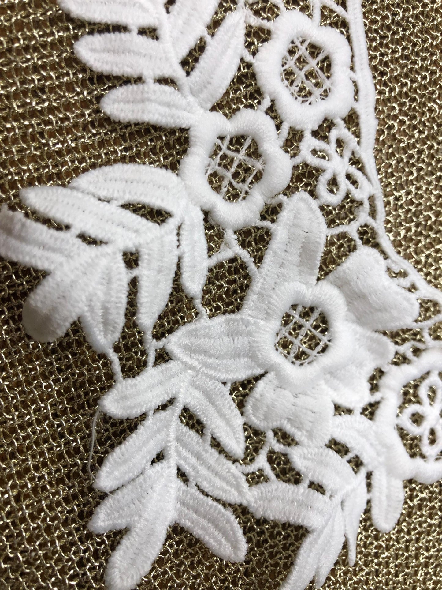 cotton floral trim, cotton neck trim, appliqué, white neck piece