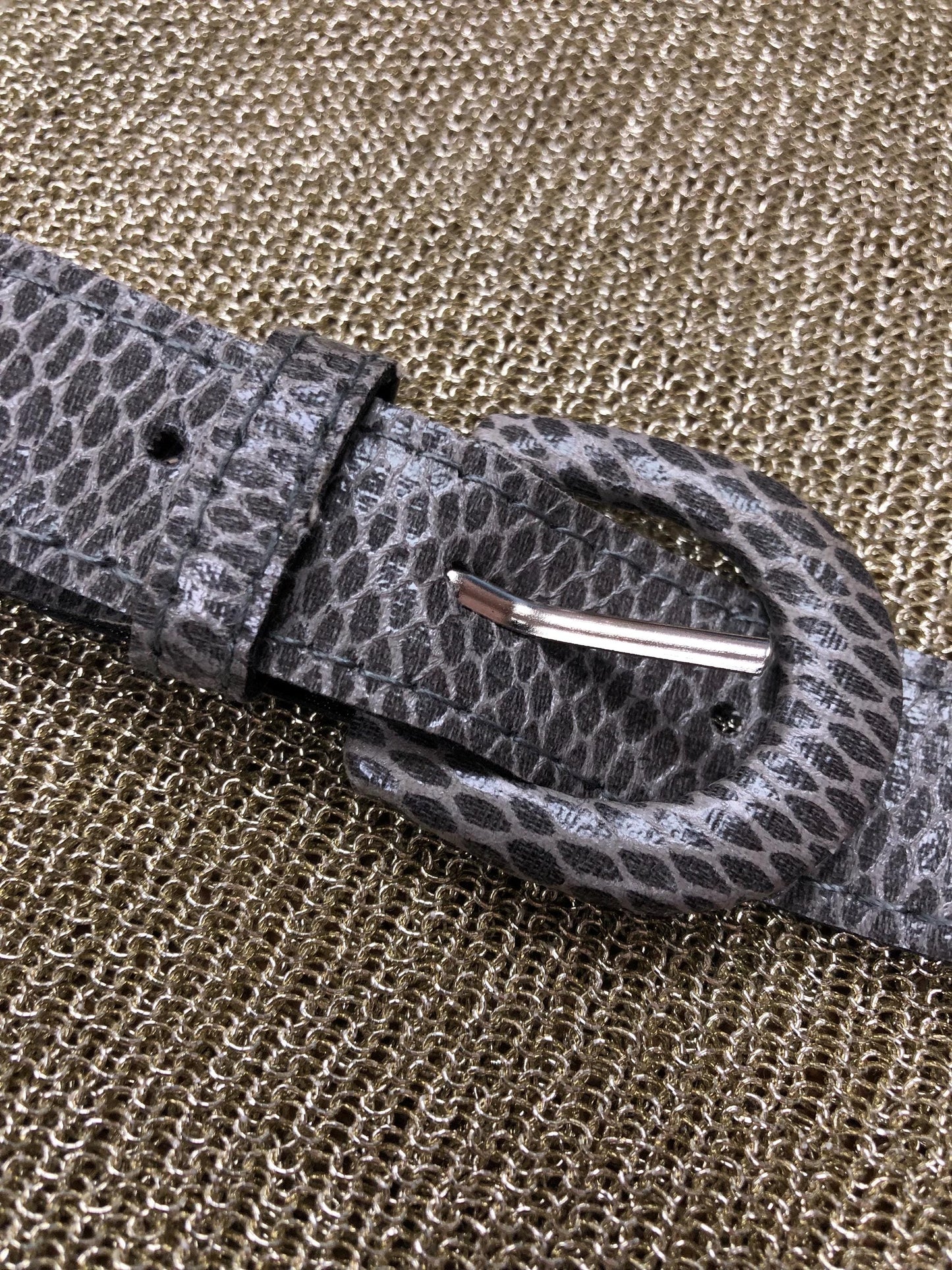 skinny belt, detailed belt, fashion accessorie