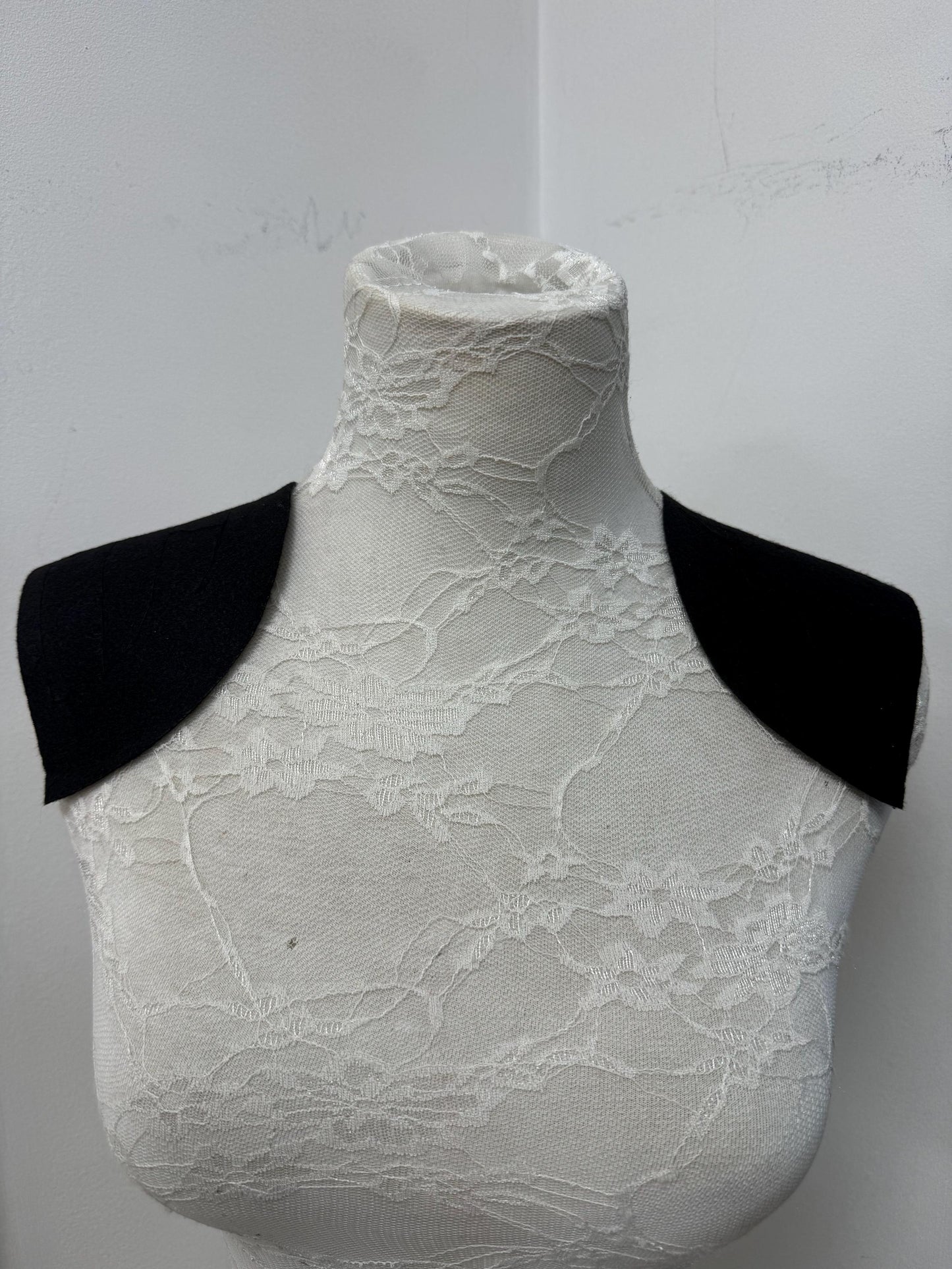 shoulder pads, fabric shoulder pads, black shoulder pads