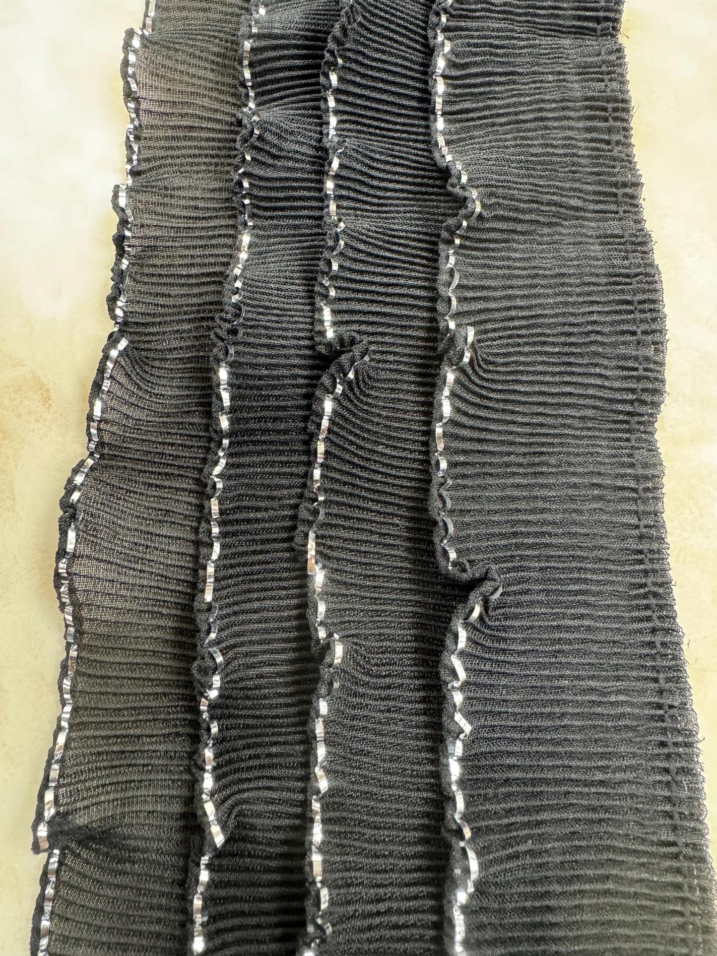 ruffle trim, lurex trim, gathered black lace, lace