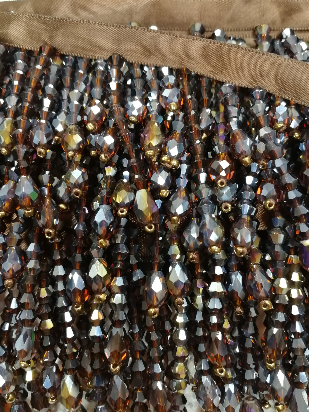 beaded fringing, fringing, fringe, fashion fringe, couture fringe, catwalk fringe