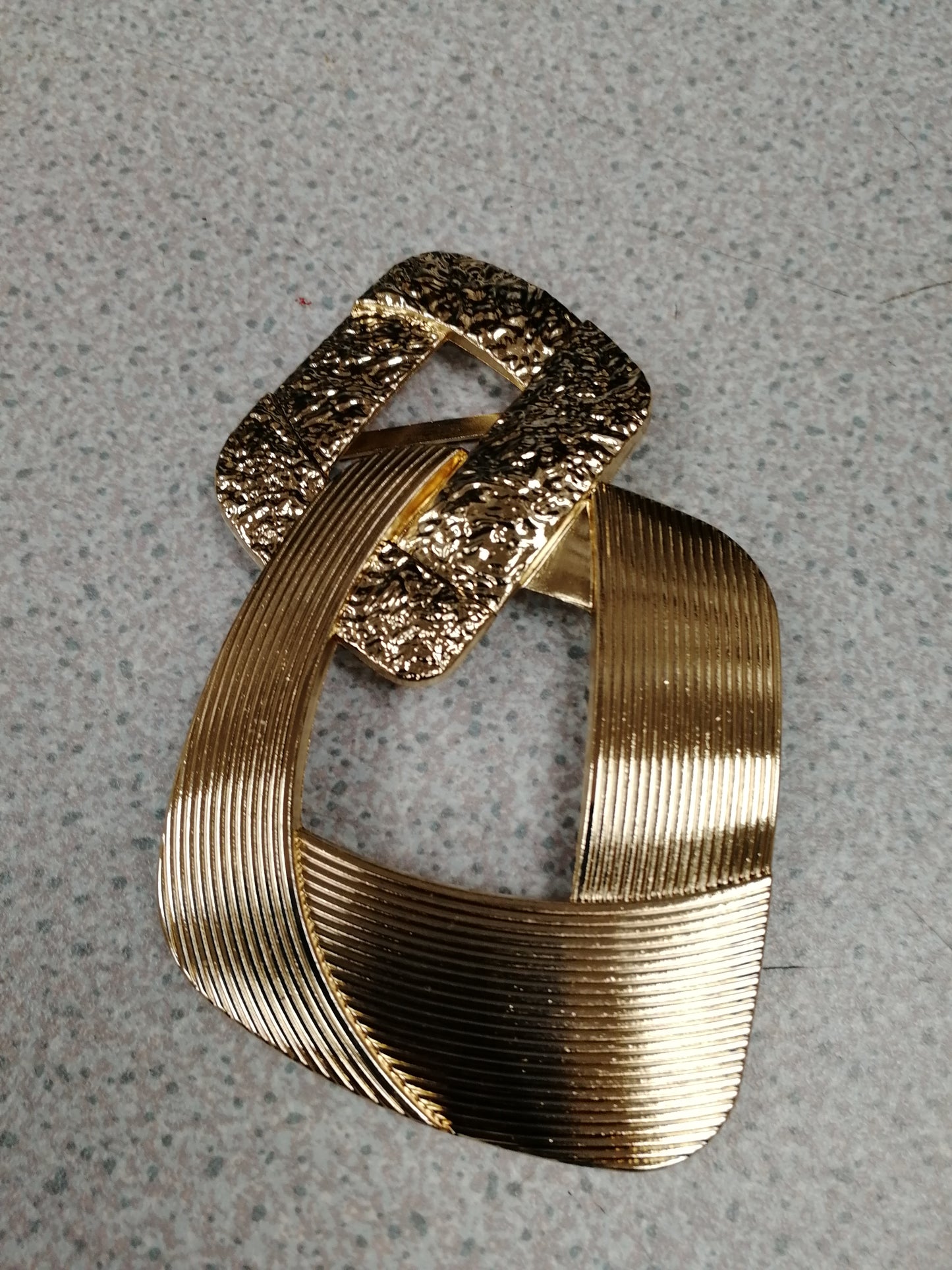 Figure 8 shape buckle, swimwear buckle, buckles, gold buckles