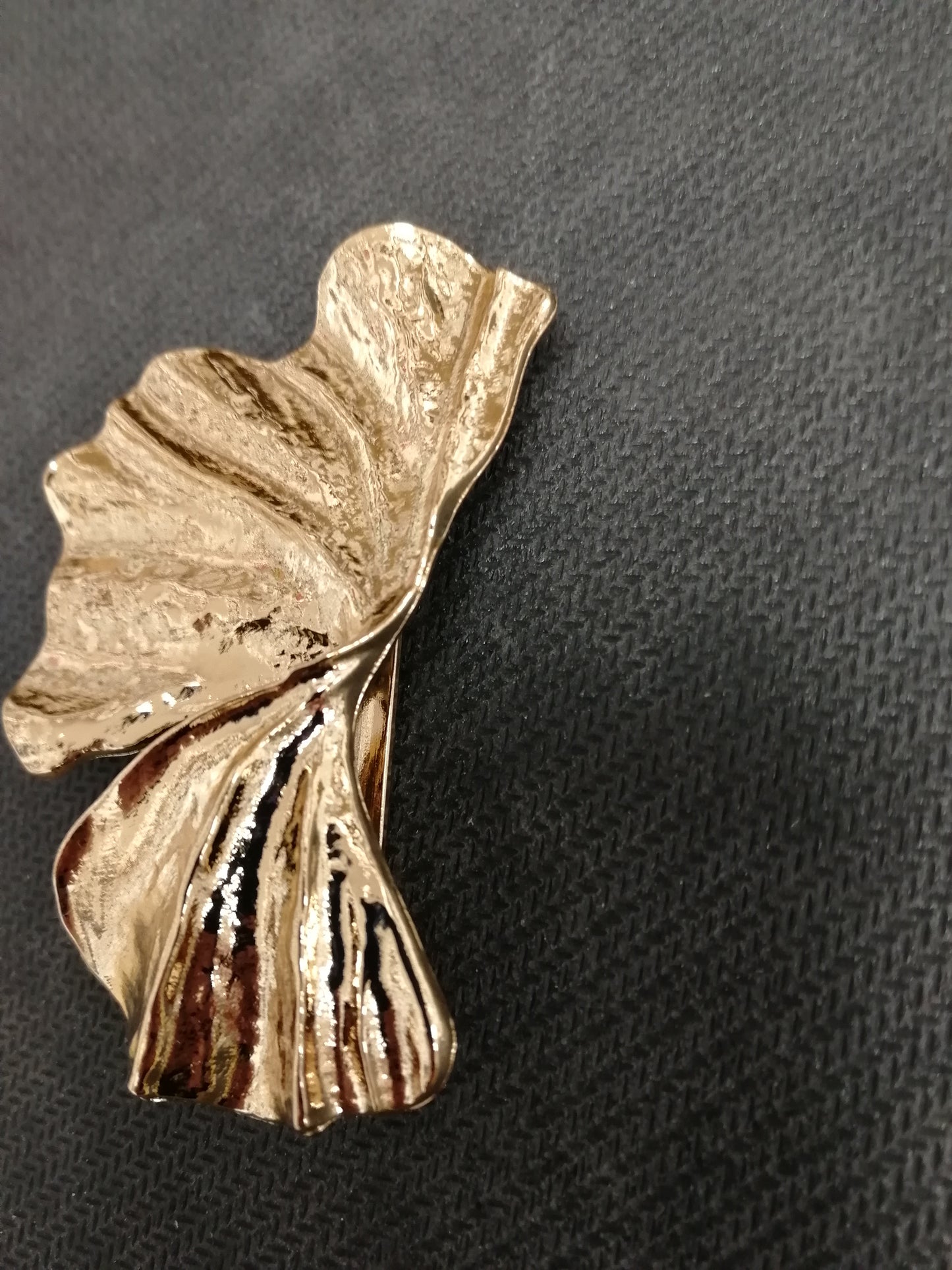 Half Leaf buckle , odd buckle, Patterned buckle, buckles, swimwear buckle, fashion buckle, gold buckle,