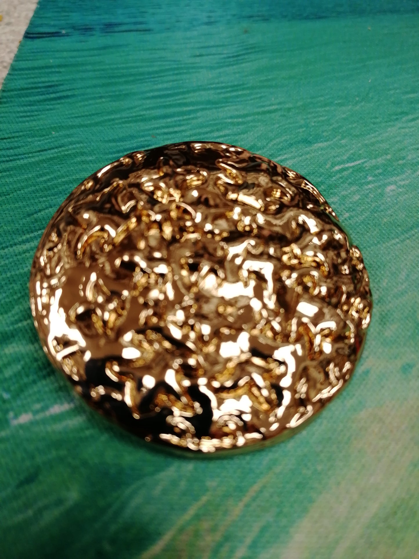 64L round Hammered button, gold buttons, large buttons,