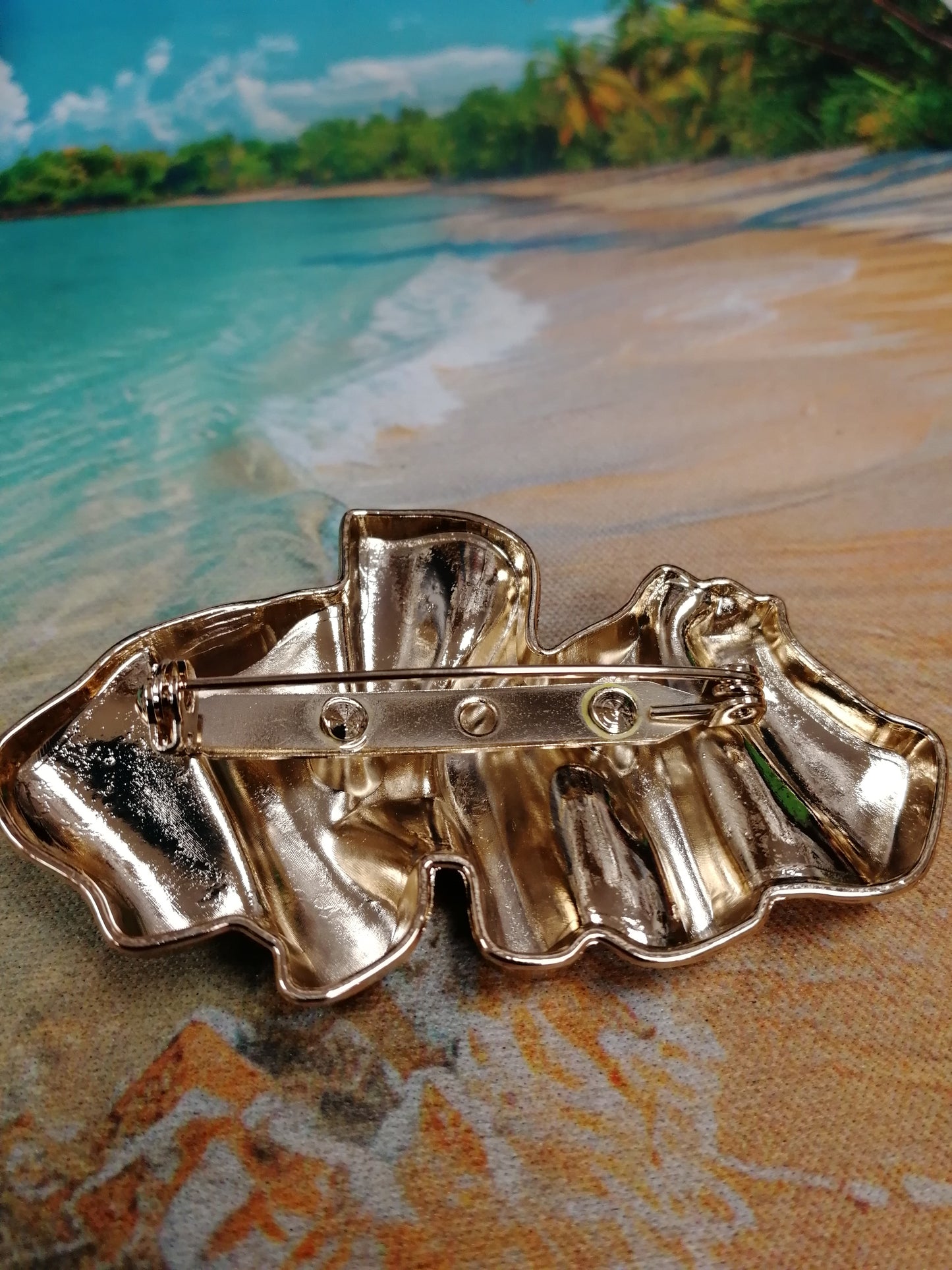 Gold Misshaped brooch, hammered brooch, shaped brooch, fashion brooch