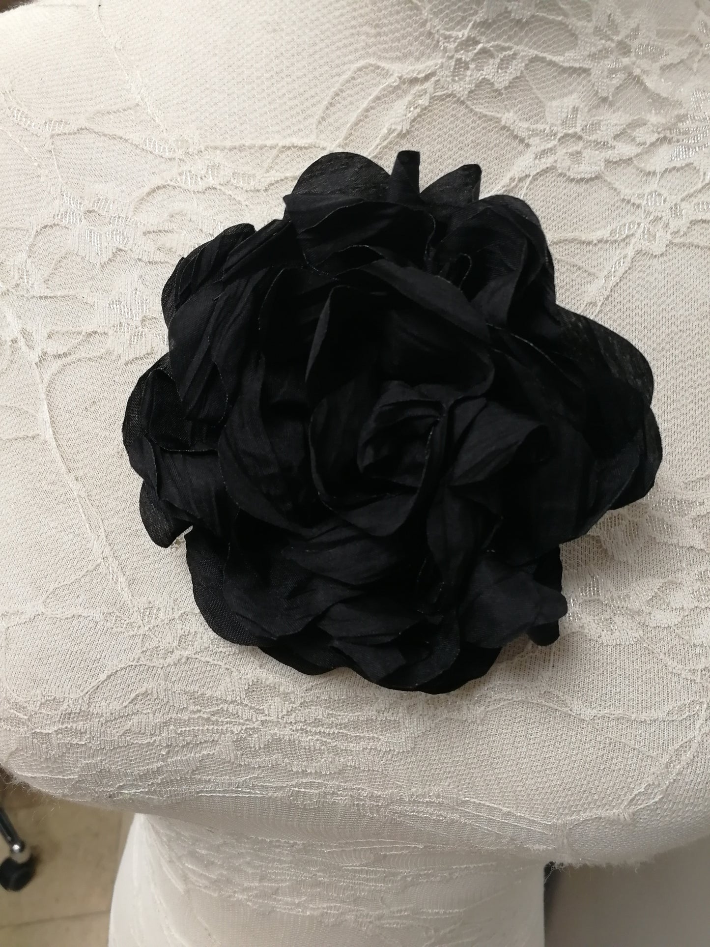 14cm Corsage, flower, wedding corsage, prom flower, rose, rose with pin