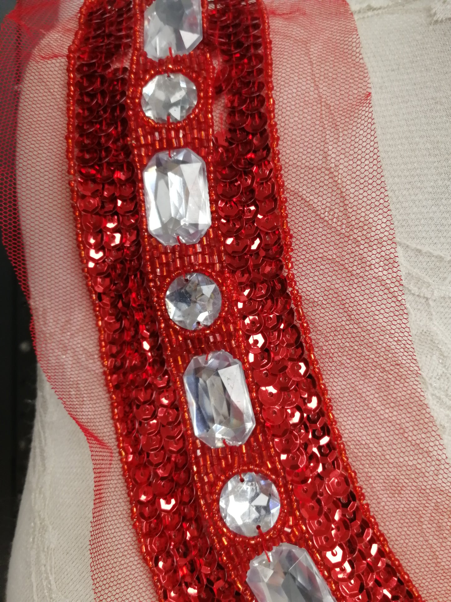 Exquisite V shaped Jewel diamond Necktrim, Bling Collar Applique, Clear Stone Trim