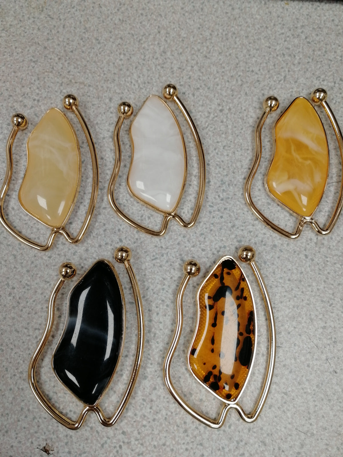 Misshapen Stone Buckle, Gold Buckle, Buckle, Bulldog Buckle 5 Colours