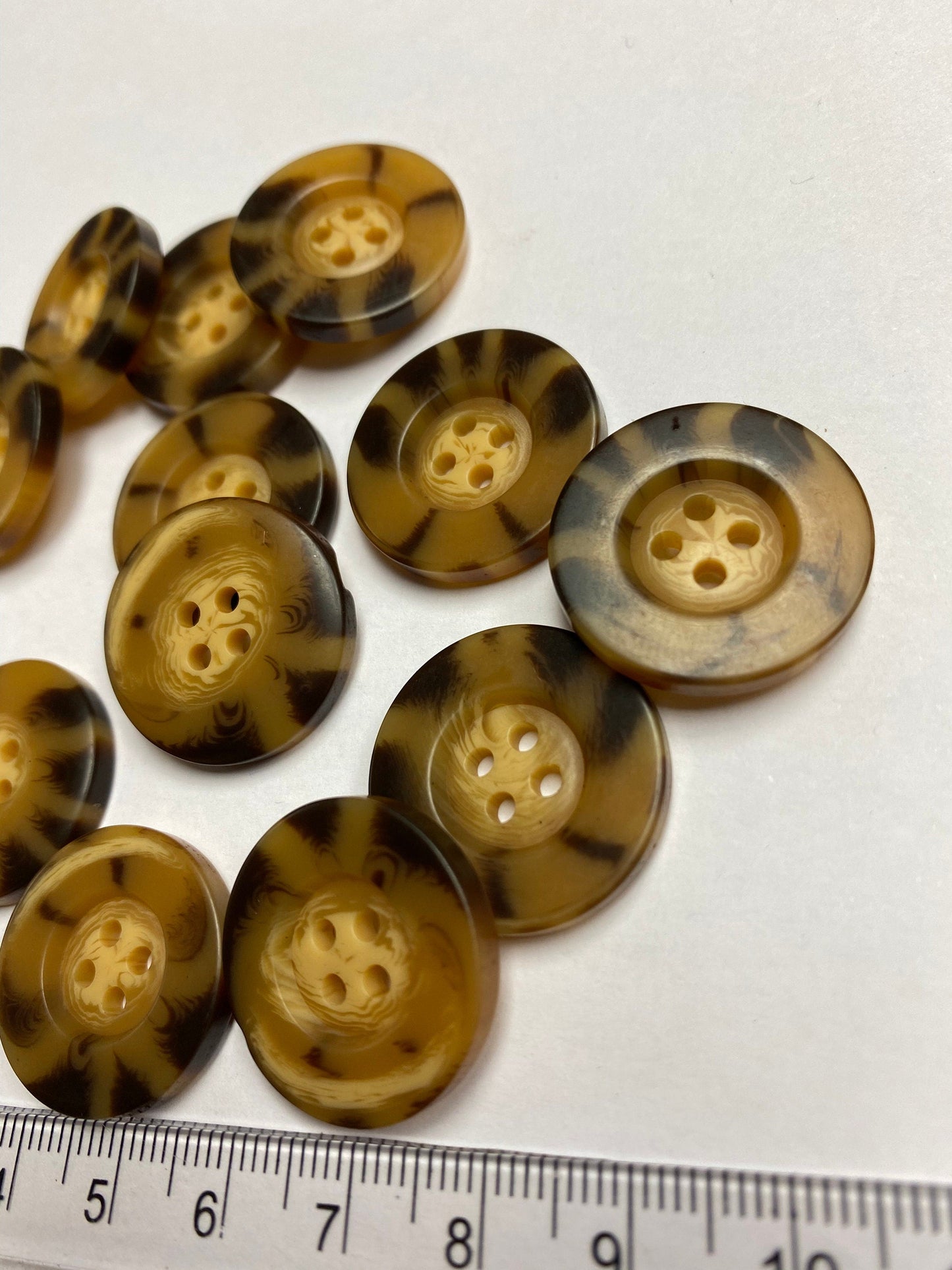 36L 23mm, brown buttons, Horn buttons, buttons, multi button, bone button, 6 pcs