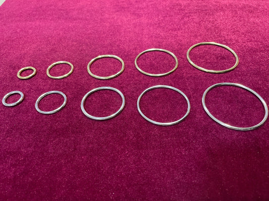 5 sizes, 4pc, Solid Metal Hoop, metal Rings, Silver and Gold, metal buckle, napkin rings, swimwear rings, rings, hoops, round ring