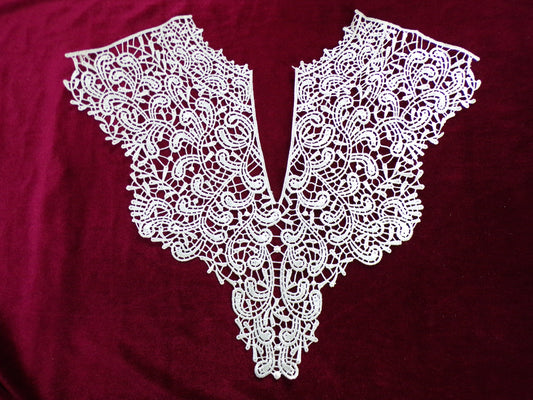 Large White Lace Applique, lace neck trim, occasion wear appliqué, neck floral trim