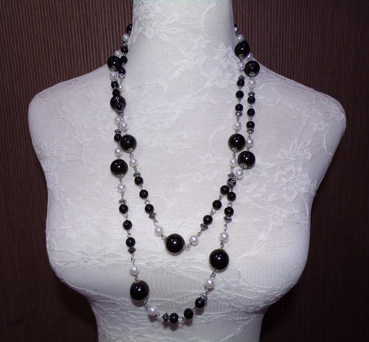 Black and White Bead Necklace, beaded necklace, multi colour necklace