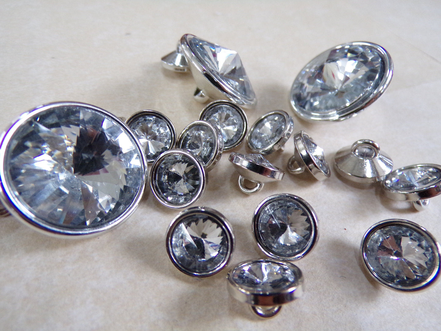 4 sizes, Diamante buttons, Silver Buttons, Shank buttons. Sewing buttons, rhinestone buttons, crystal buttons, fashion buttons