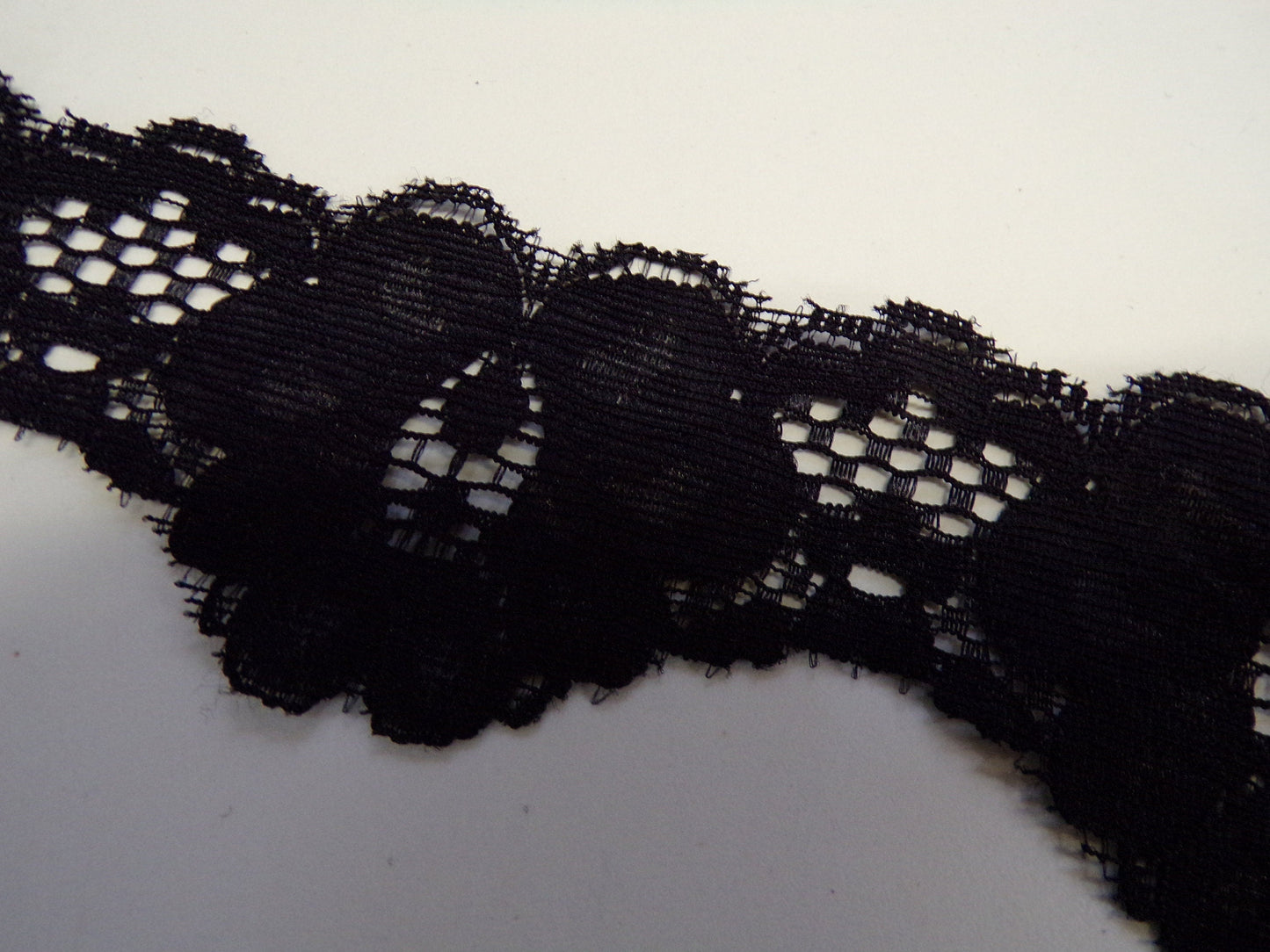 4cm Wide, Stretch Lace Trim, Sewing, Ribbon, Craft, Dress, Lingerie lace, 6 colours, scallop lace