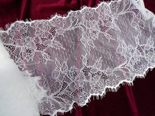 22.5cm wide Fine and Delicate Lace, White Eyelash Lace Trim, Eyelash lace, Lingerie lace