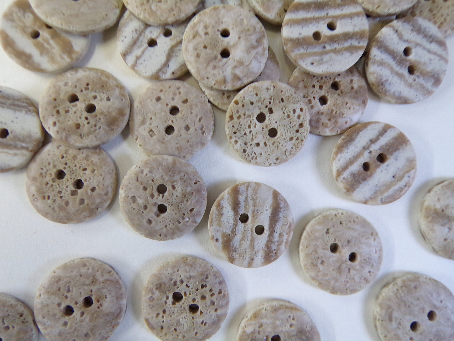 6pcs Matt Buttons Stone Effect, 18mm 28L, Beige Buttons, Brown Buttons, Sewing, Knitting, Craft