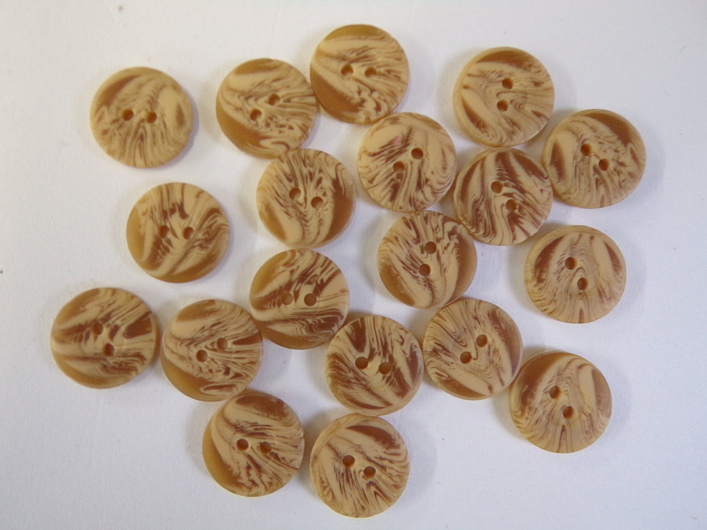 6pcs  Small Round 2 Hole Brown Buttons, 15mm 24L Buttons Stripes Effect, Shirt Buttons, Flat Border Buttons for Sewing