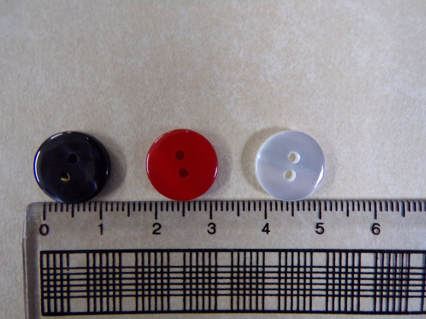 Shirt buttons, 20L 11.5mm Black White Clear Red Pink Colours