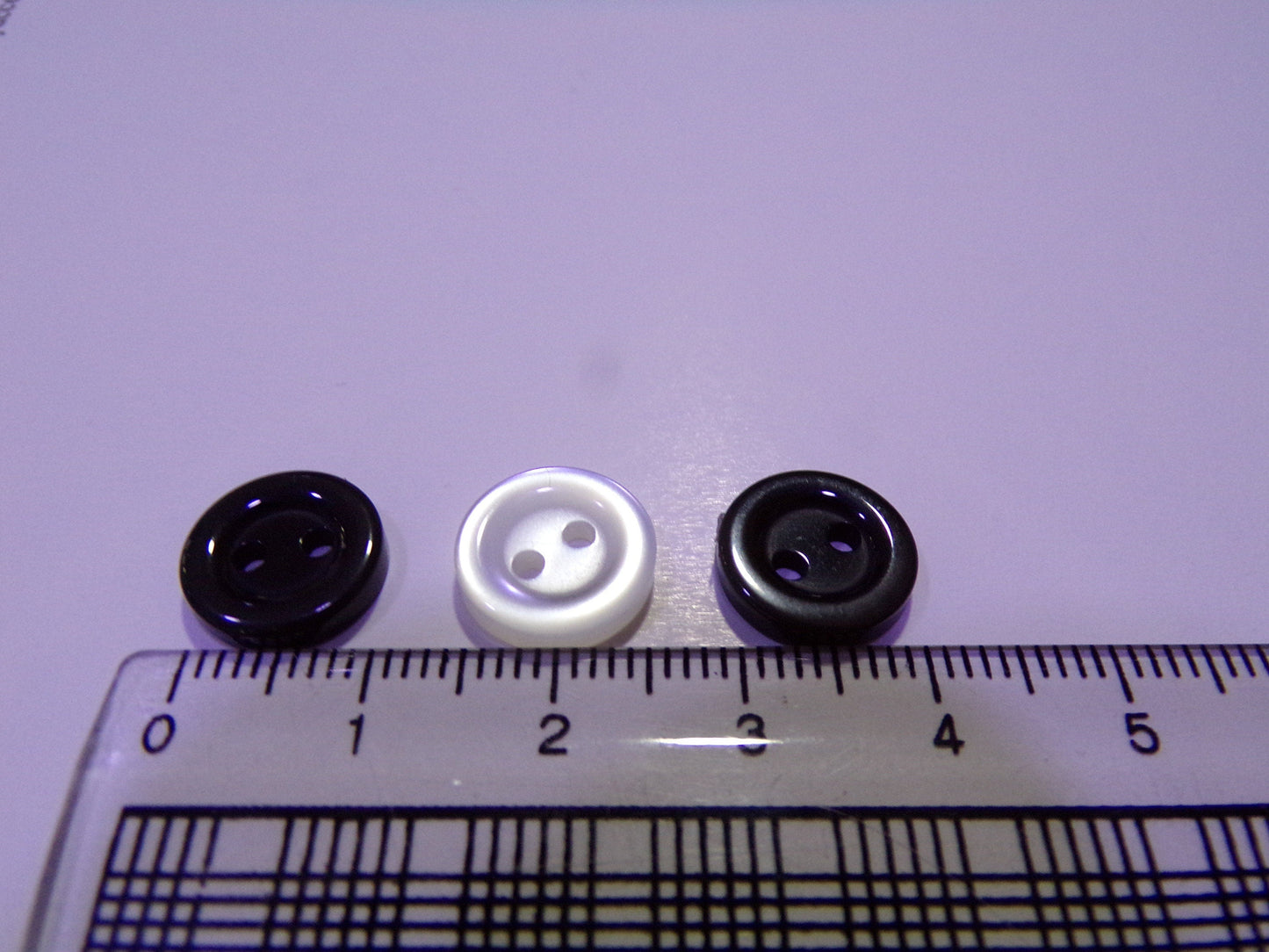 11.5 mm - 18L, Black or White 2 Hole Buttons, shirt buttons, ring edge buttons