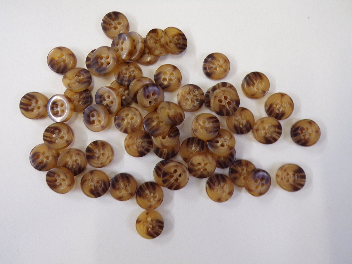 6pcs, Horn Buttons, 11.5mm 18L 4 hole, bone buttons, brown buttons, shirt buttons, 4 hole buttons.