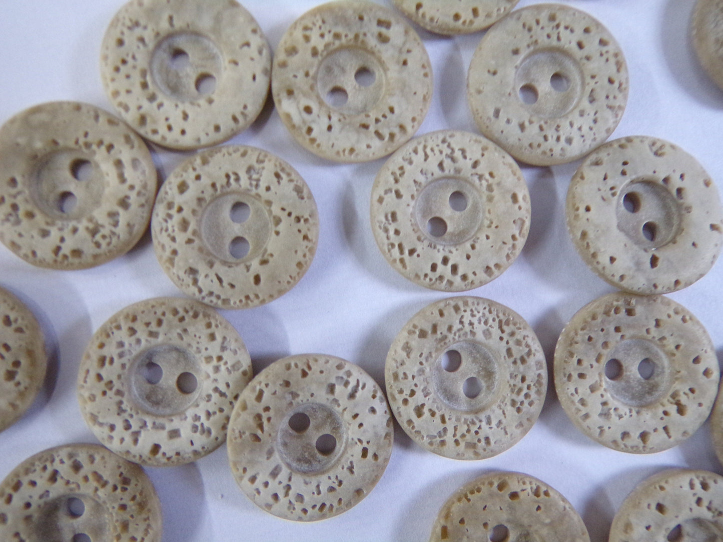 6pcs 15mm 24L Matt Taupe Buttons, Stone Effect, Beige Buttons, Shirt Buttons, Sewing Knitting