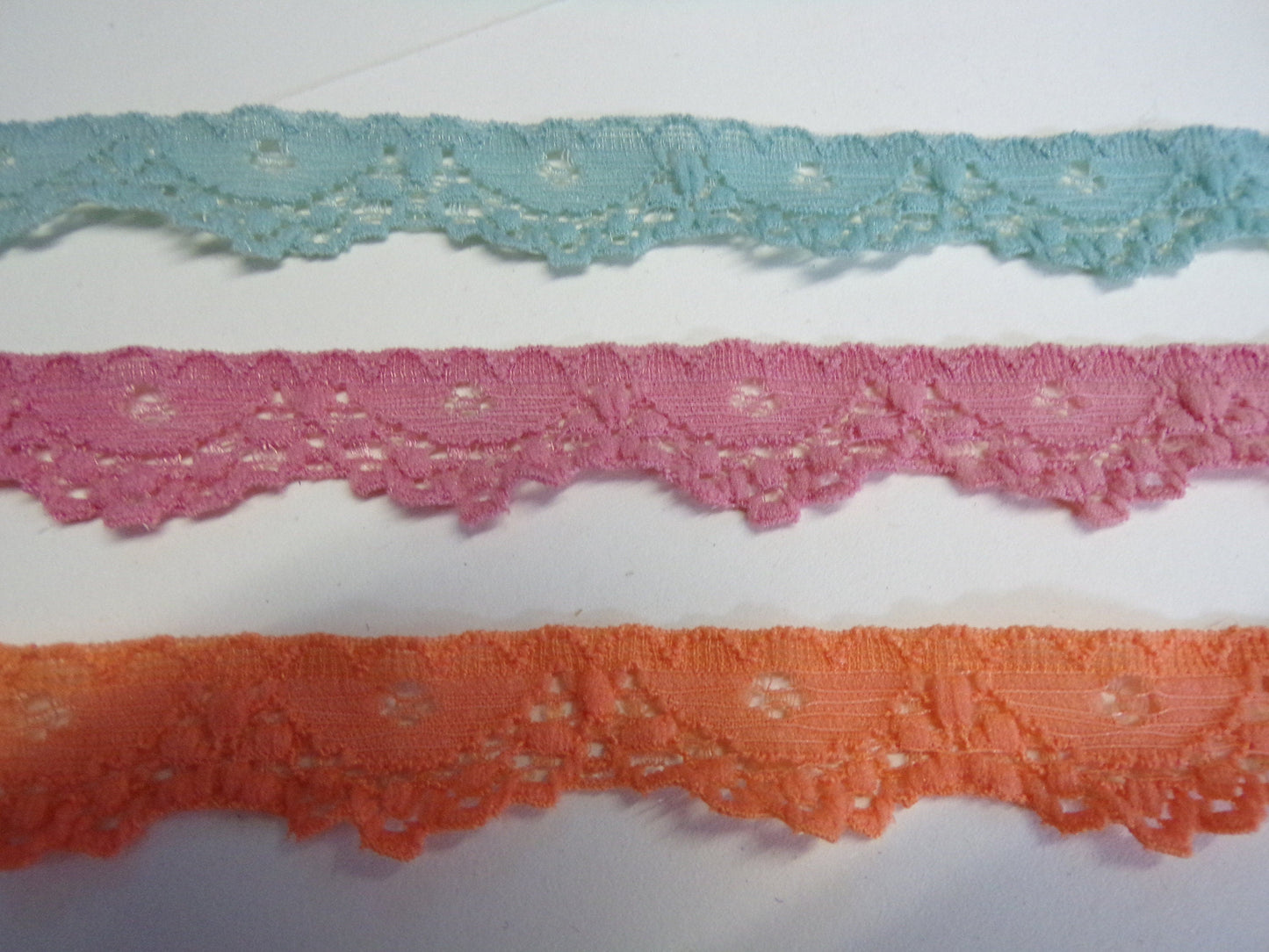 Narrow Stretch Lace Trim 1.5cm wide in 5 colours, lace, stretch lace, lingerie lace, knicker lace, lace