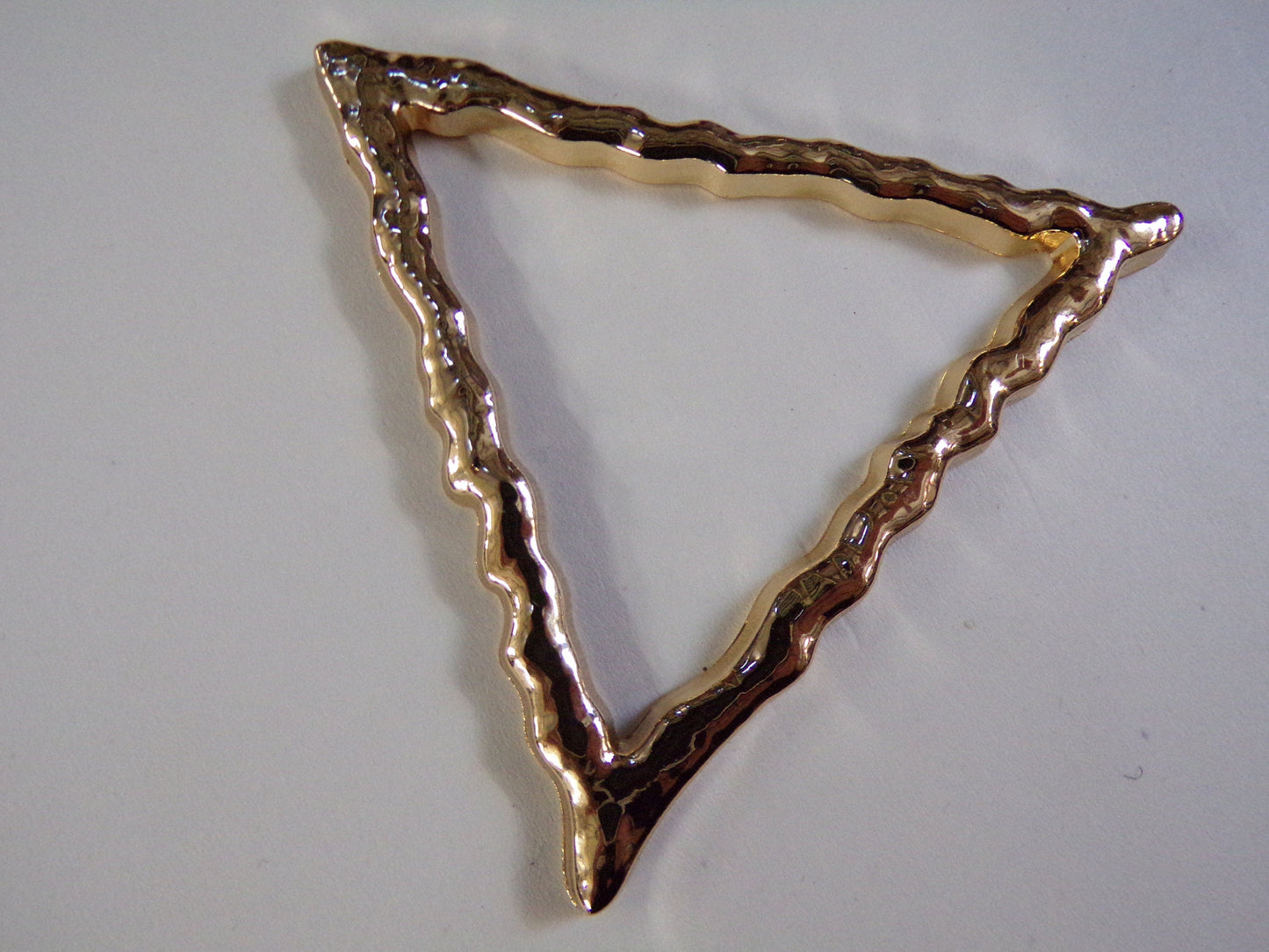 Triangle Gold Metal Buckle, Belt Buckle, Bag Clasp Leather Craft Accessories, Swimwear buckle, Hammered buckle