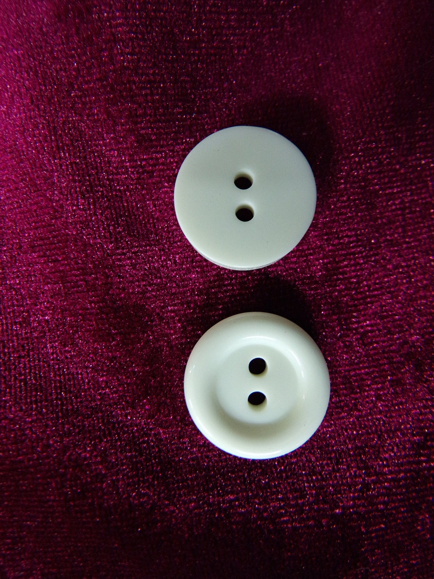 6 pcs White Buttons, 2-hole 16mm 26L Sewing, Knitting, Craft