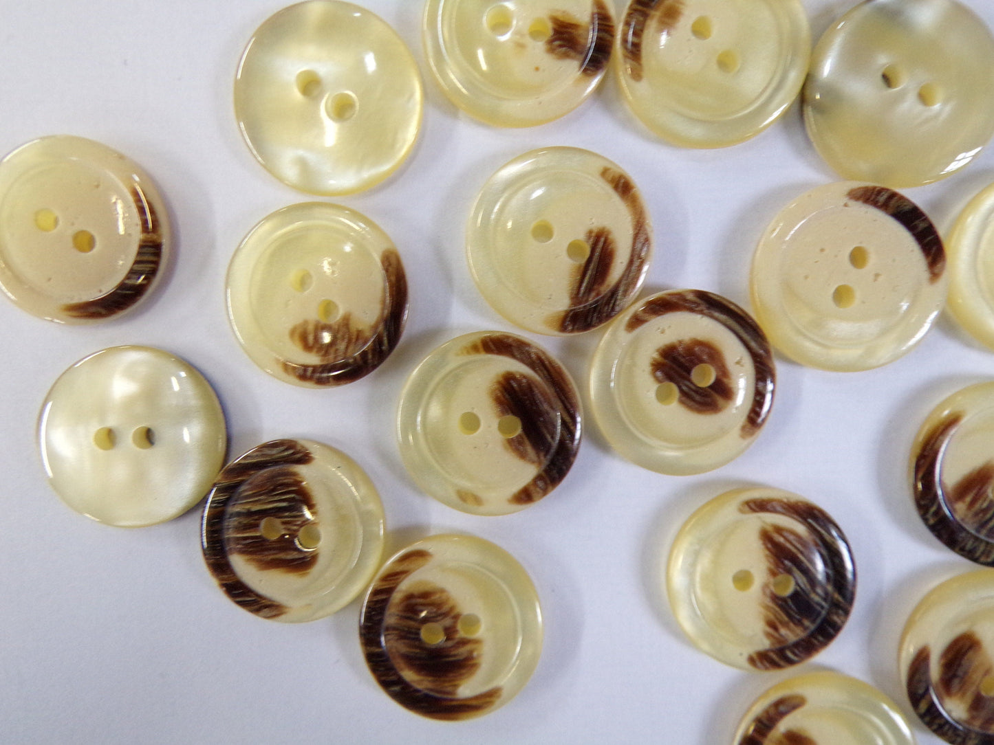 6pcs Beige Brown Pearl Buttons, 18mm 28L, Ivory Shimmer Buttons, Pearly Sheen Buttons, Glitter Buttons