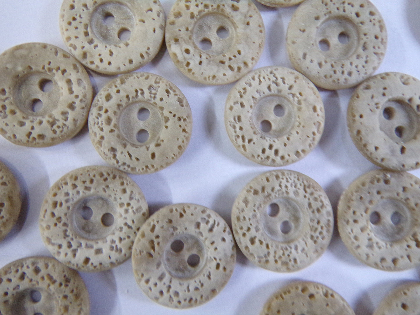 6pcs 15mm 24L Matt Taupe Buttons, Stone Effect, Beige Buttons, Shirt Buttons, Sewing Knitting