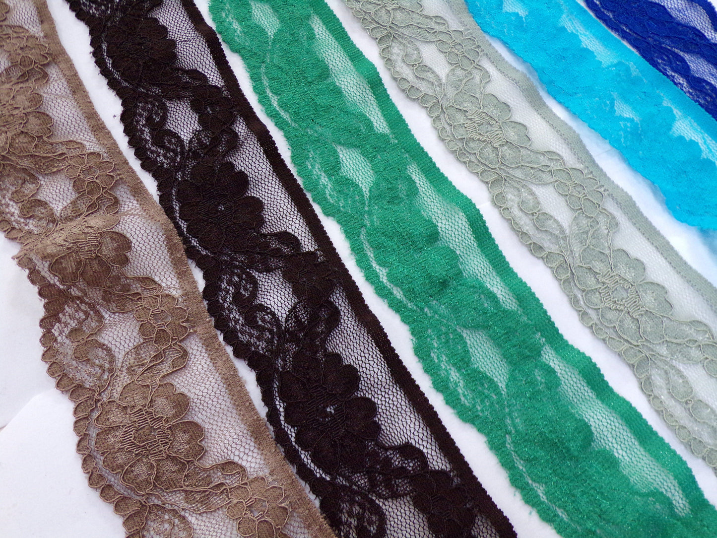 40mm, Stretch Lace Trim, 13 colours, Nylon stretch lace, lace, lingerie lace, 4cm lace, garment lace. Craft, fashion lace