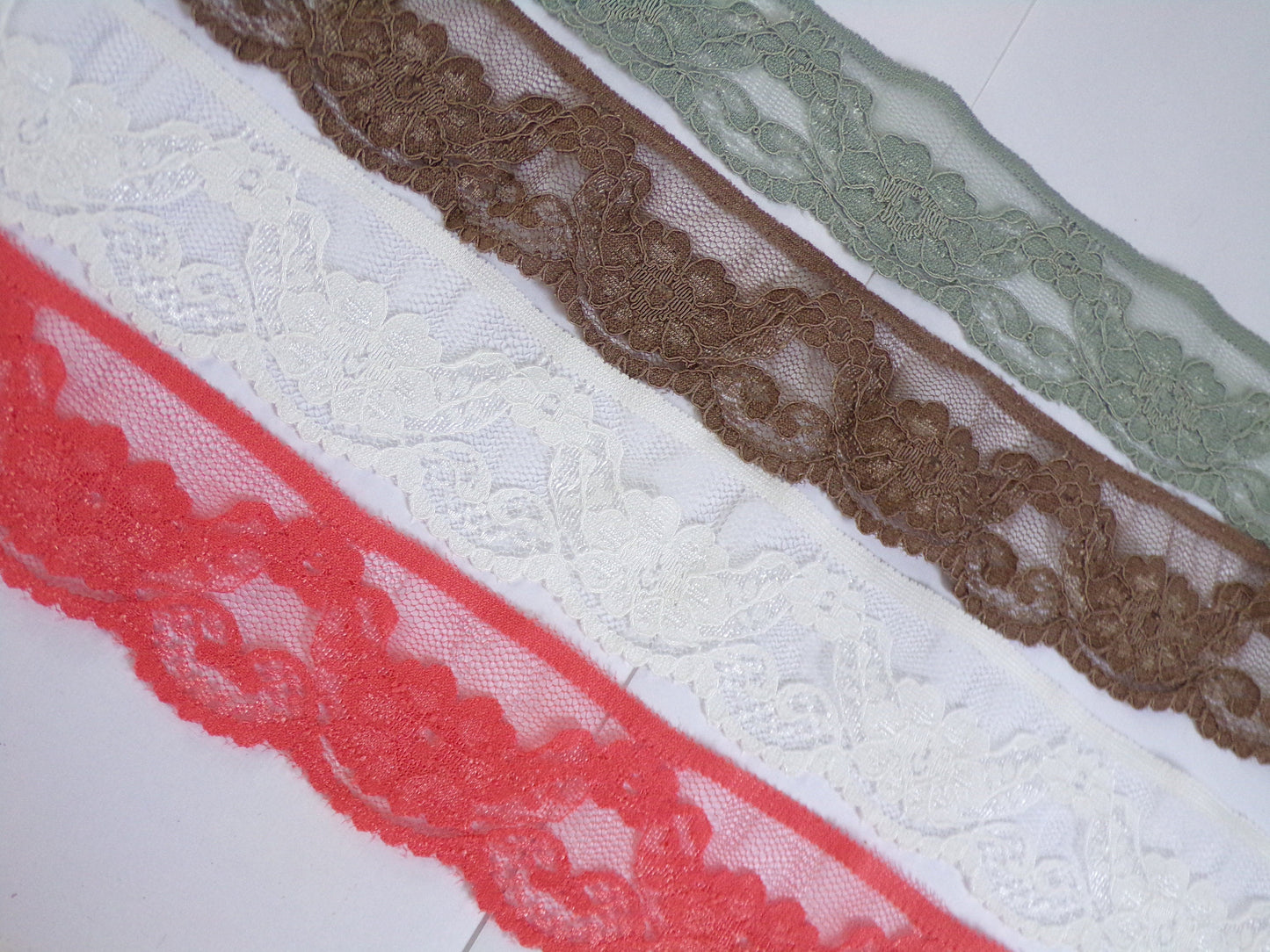 40mm, Stretch Lace Trim, 13 colours, Nylon stretch lace, lace, lingerie lace, 4cm lace, garment lace. Craft, fashion lace