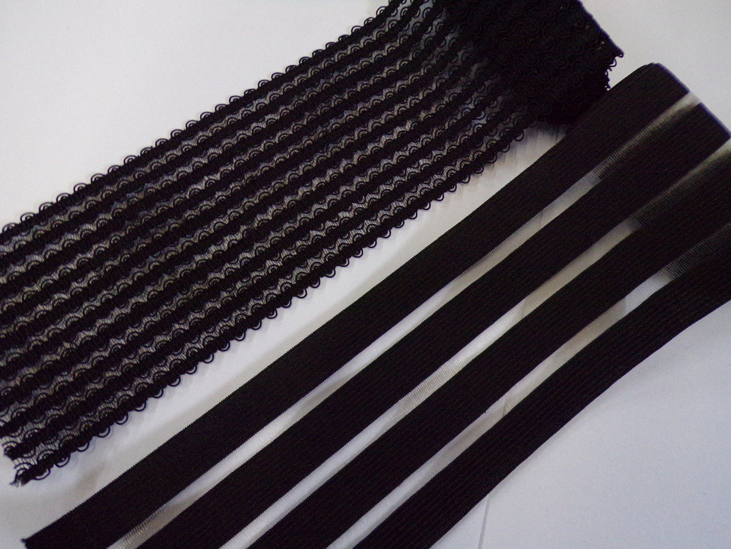 1 mtrs - 7cm Black Elastic, Lingerie Elastic, Swimwear, Dancewear, Sewing, Craft, fancy elastic, frill elastic. Wide elastic, elastic.