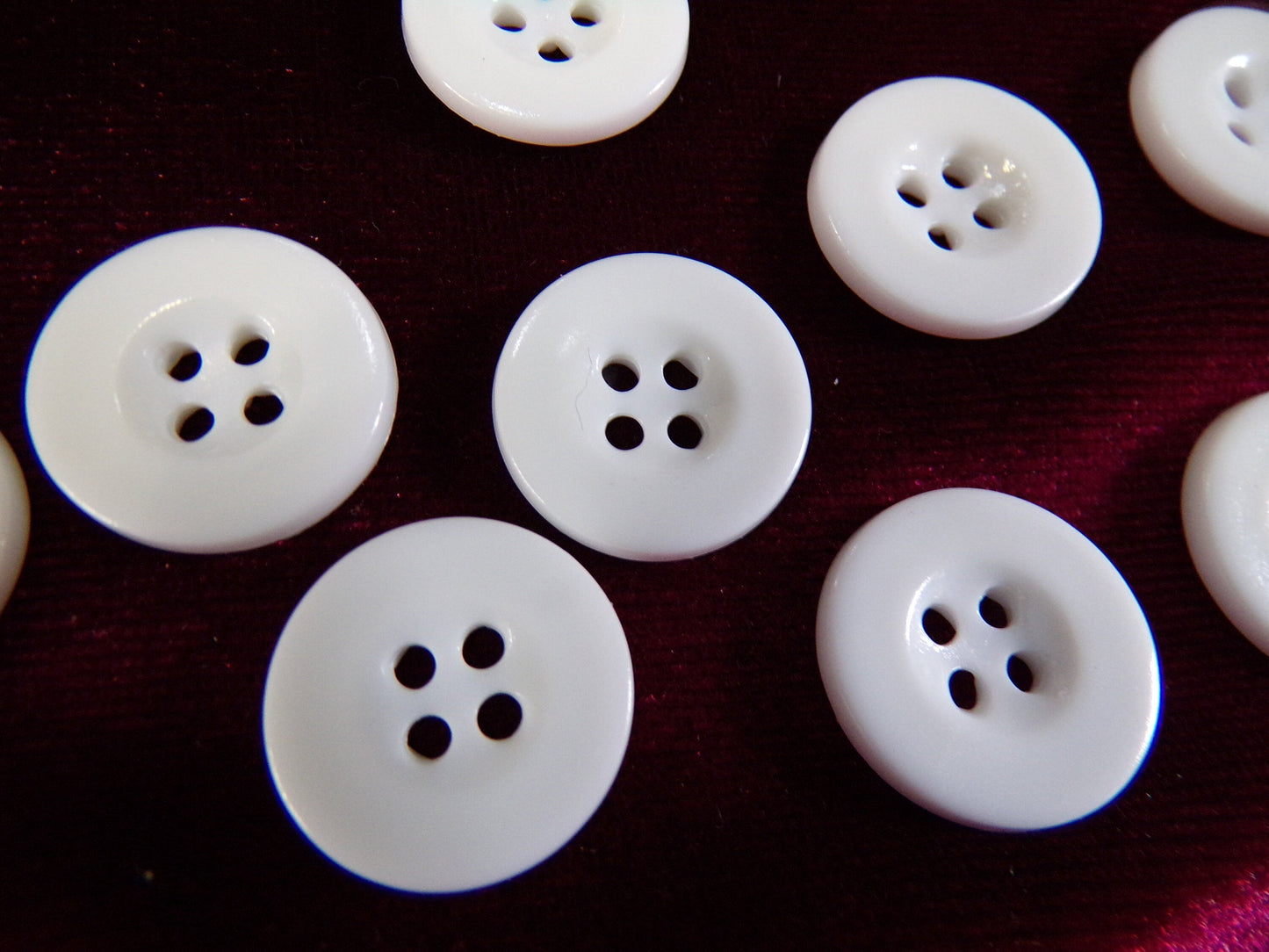 6pcs Flat White Buttons 16mm 26L, 4-hole buttons, Shirt Buttons, Dress Buttons, Sewing Knitting, white button