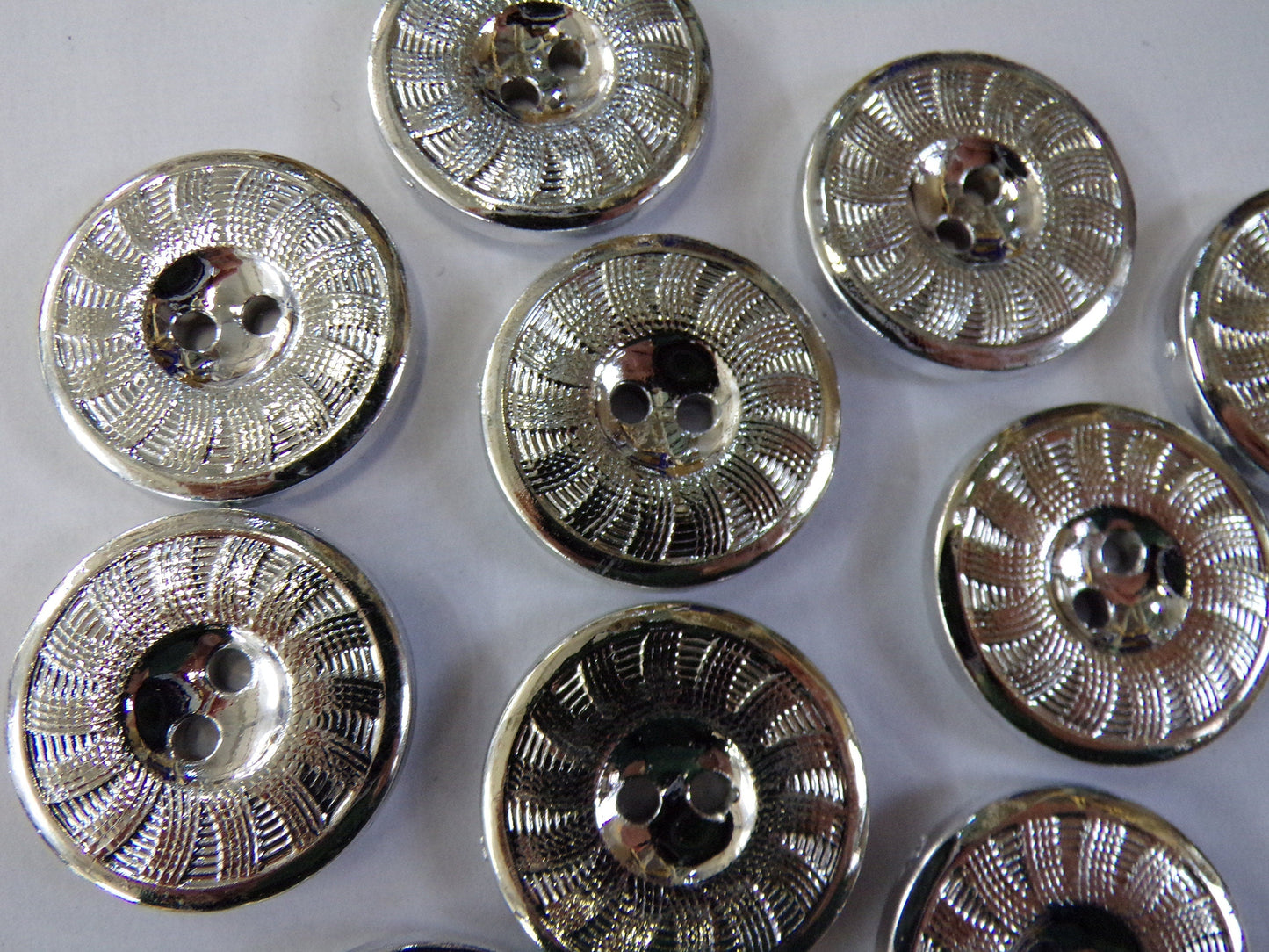 25mm, Silver Metal Style Buttons, 2-hole Silver Buttons, Metallic Effect Textured Buttons, Buttons for Knitting Sewing Crafts, silver button