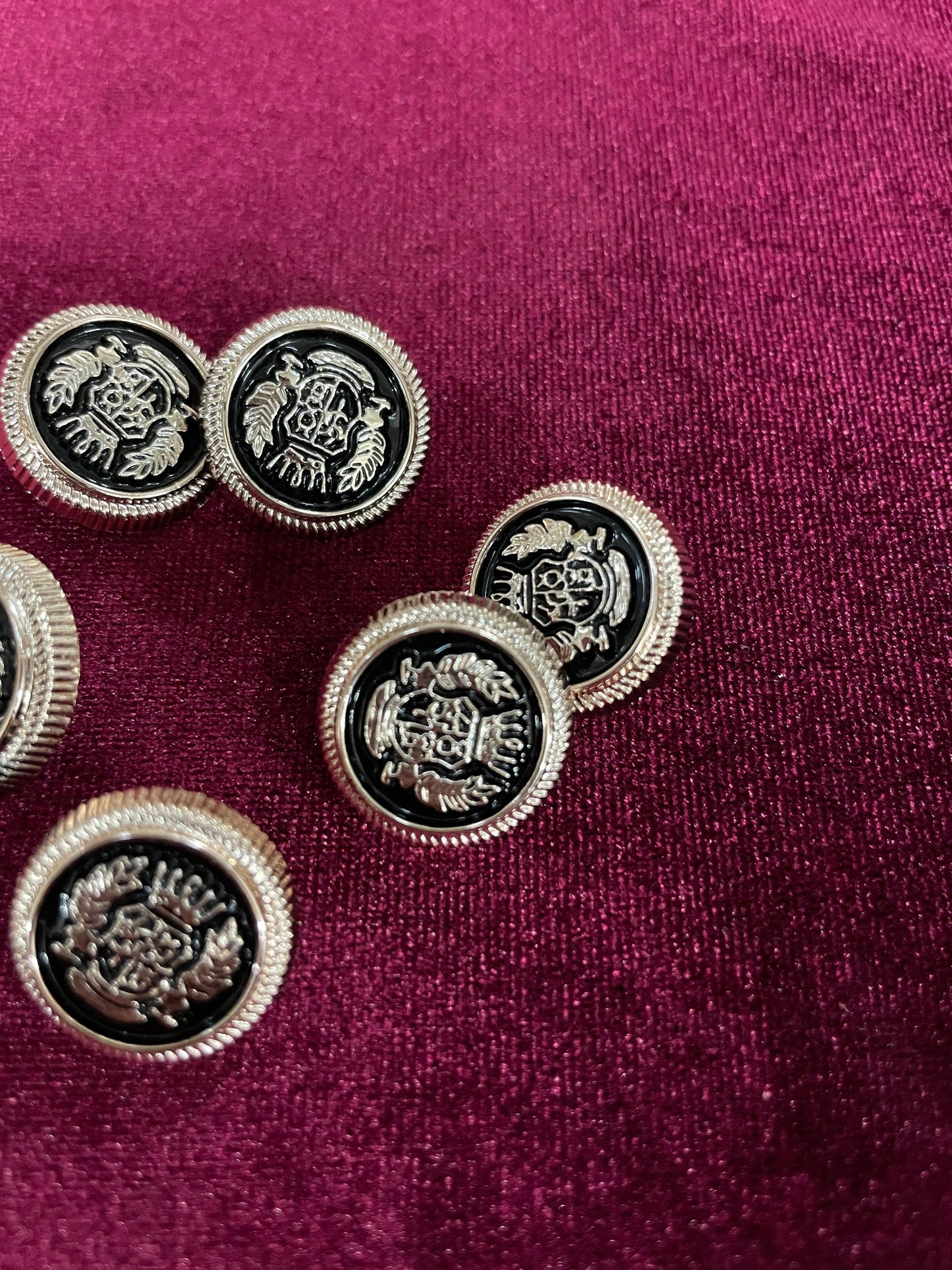 28L, military button, badge button, shield button, gold button, shank button, button. Fashion button, blazer button