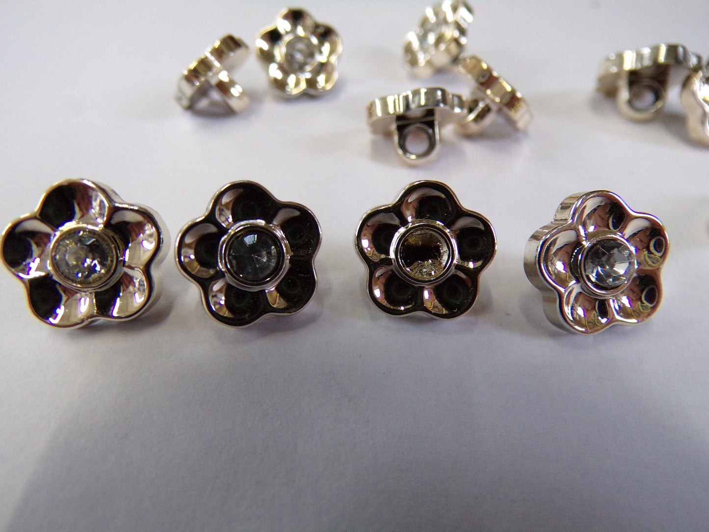 6pcs Flower Vintage Style Buttons with shank, Fancy Buttons, Gold buttons, Shirt buttons, Dress buttons, daisy buttons