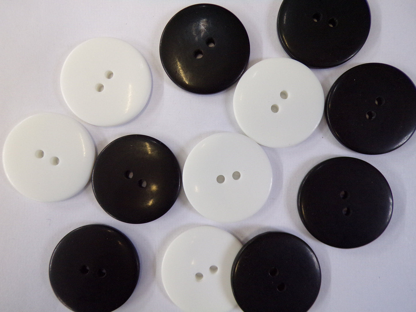 34mm Matt Plastic Buttons, Black White Large Buttons, Coat Buttons, Flat Buttons, Sewing, Craft