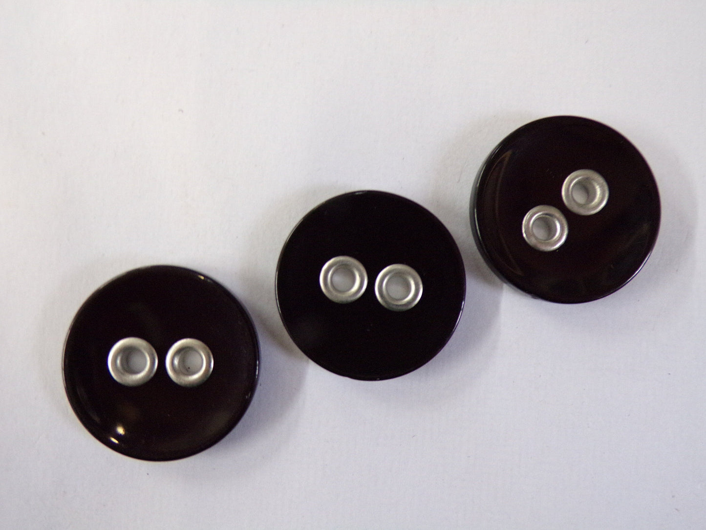 26mm Black and White Buttons, 2-hole Flat Buttons for coat, costume, cardigan, dress, eyelet buttons, buttons